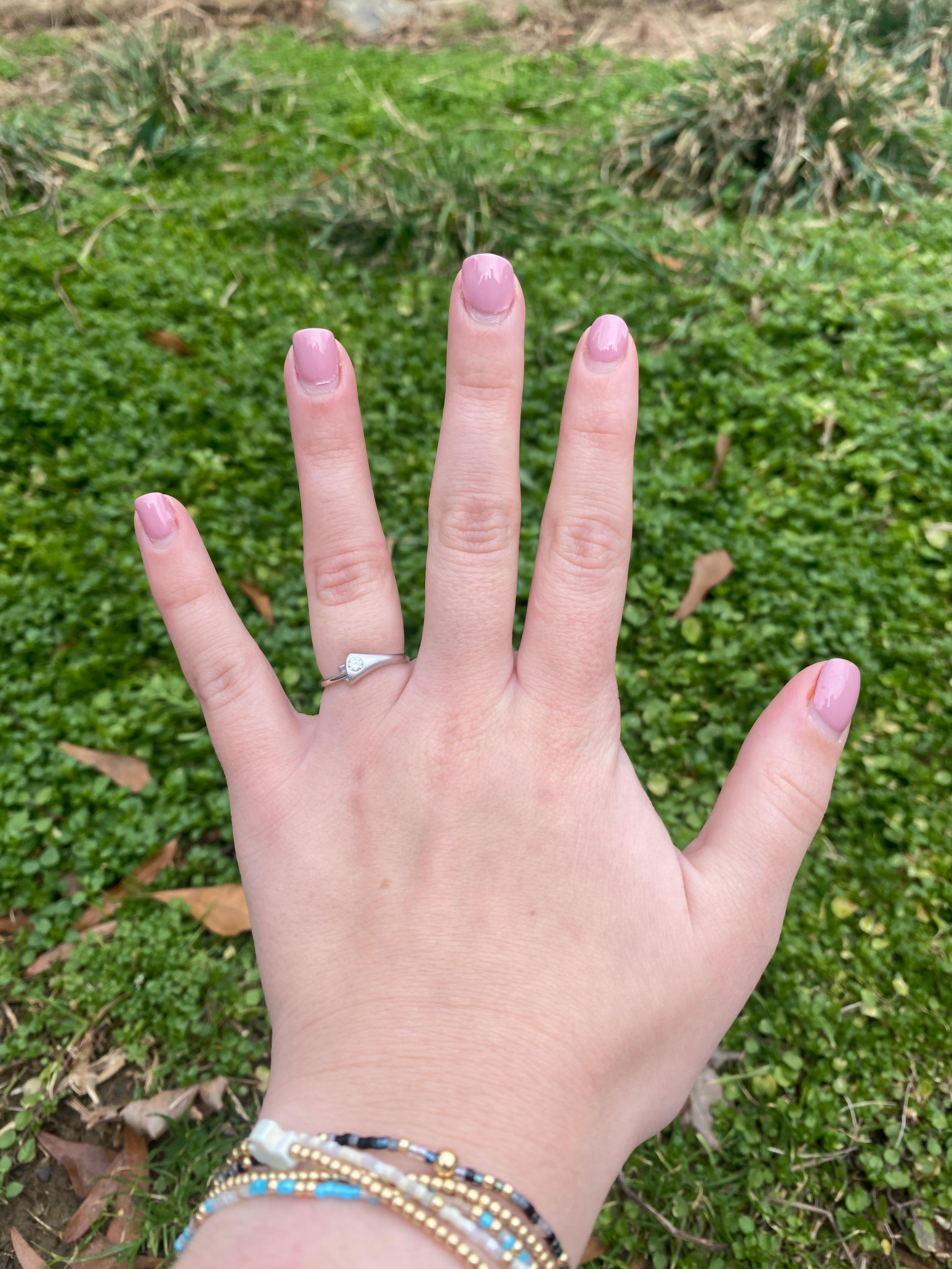 Anello impilabile con diamante da 0,10 carati, platino, misura 6, anello semplice con diamante in vendita 2