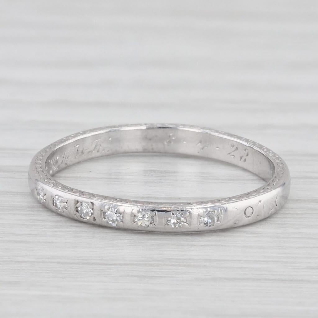 0.10ctw Diamond Wedding Band 18k Gold Size 7.75 Stackable Ring Art Deco 1920s In Good Condition For Sale In McLeansville, NC