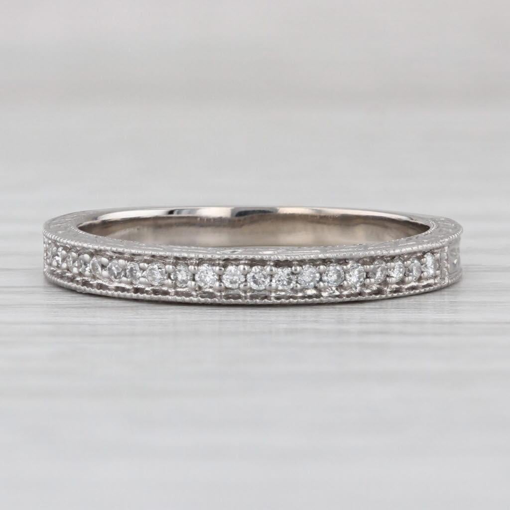 0.10ctw Diamond Wheat Etched Wedding Band 14k White Gold Size 7 Stackable Ring In Good Condition For Sale In McLeansville, NC