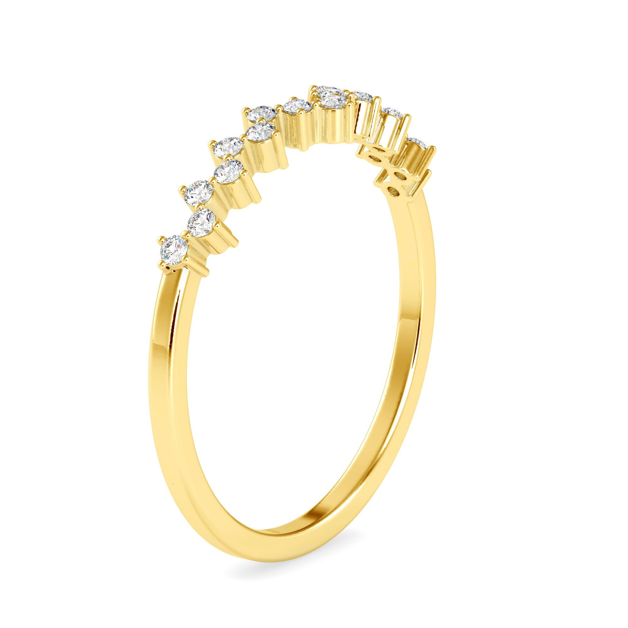 0.11 Carat Diamond 14K Yellow Gold Ring In New Condition For Sale In Los Angeles, CA