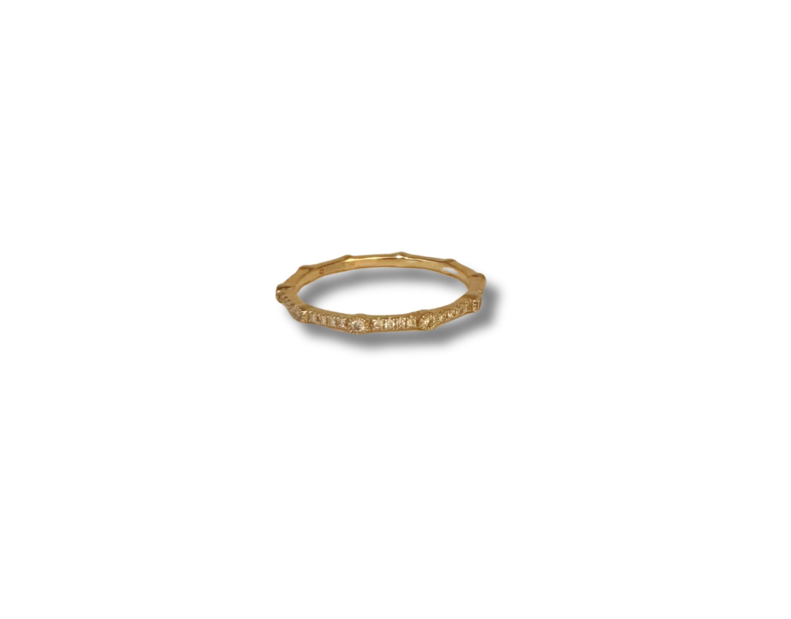 Modern 0.11ct Light Pink Round Diamond Pave Set Stacking Band in 18KT Rose Gold, 6.5 For Sale