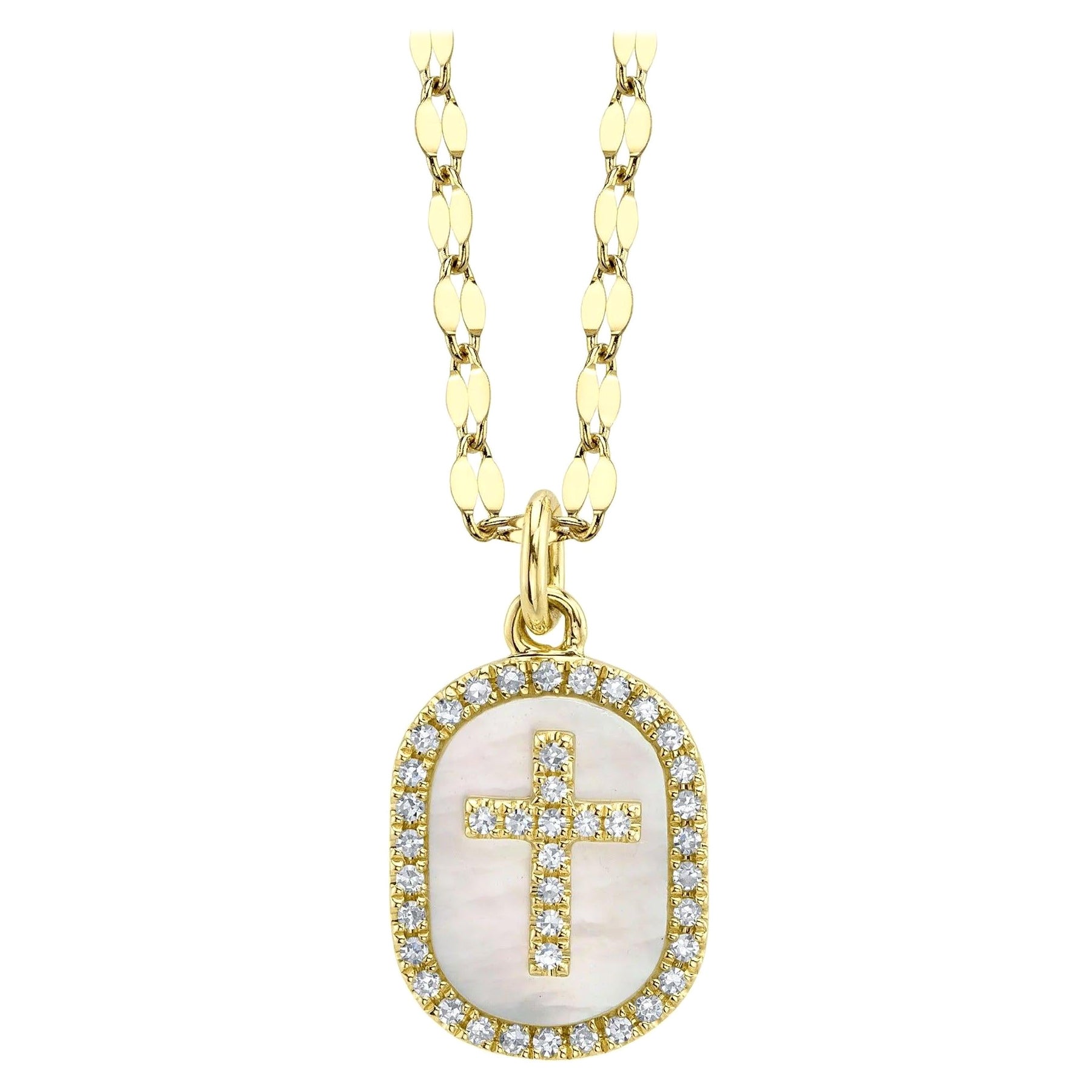 0.11ct Round Brilliant Cut Diamond and Mother of Pearl Cross Necklace en venta