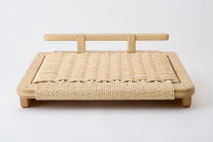 011_kin_seat -- handgefertigter niedriger Sitz für Katzen und Menschen