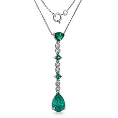 0.12 Carat Diamonds 2.20 Carat Colombian Emerald 14 Karat Gold Drop Necklace