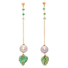0.12 Karat Emerald 18 Karat Yellow Gold Green Agate Dangle Nature Earrings