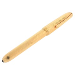 012360 Cartier 'Louis Cartier' Fountain Pen in Gold Plate with Cover, 56.4 Gm.