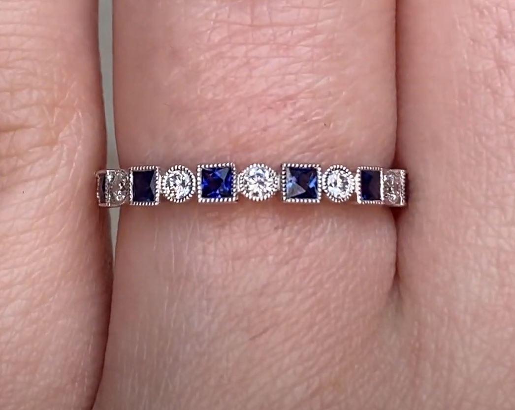 0.12ct Diamond & 0.21ct Natural Sapphire Band Ring, Platinum In Excellent Condition For Sale In New York, NY