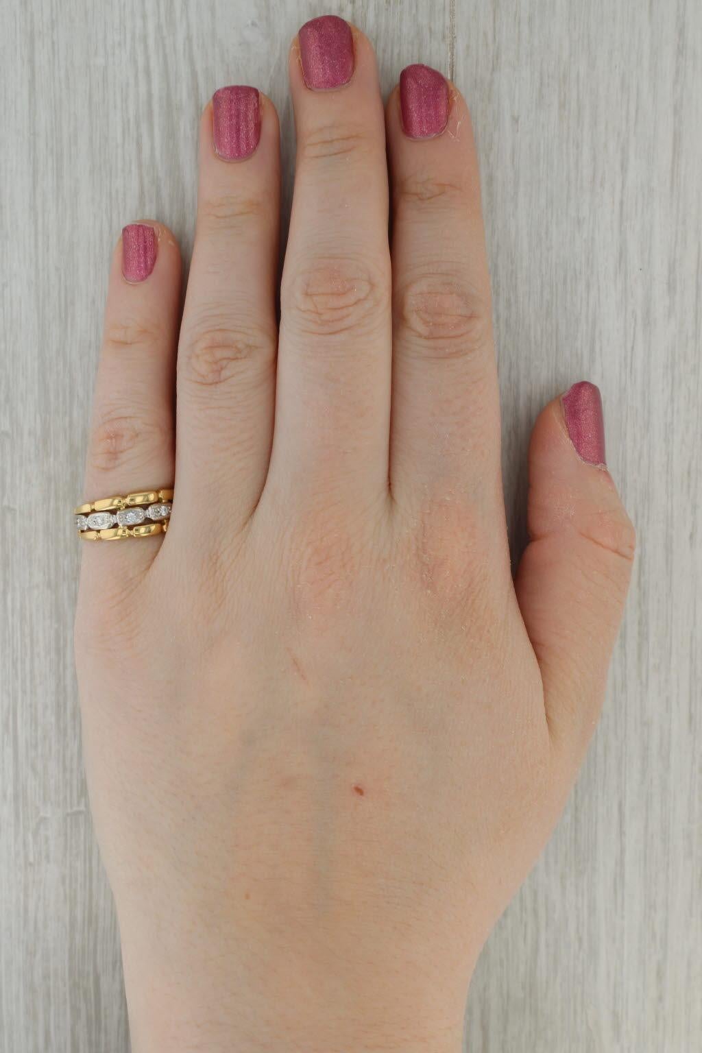 0.12ctw Diamond 2-Toned Band 18k Yellow White Gold Size 7.25 Bamboo Pattern Ring For Sale 4