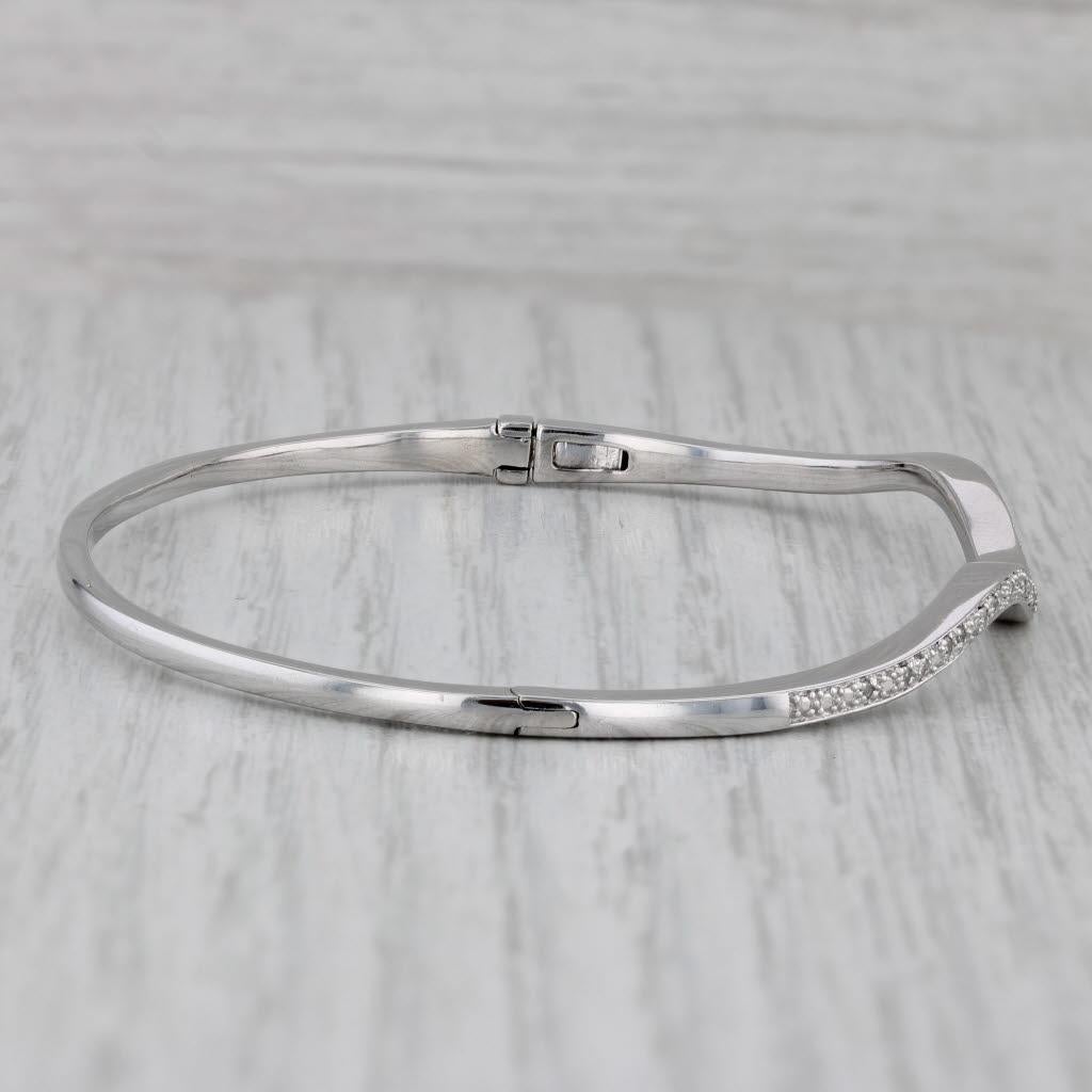 Donna Bracciale Bangle sagomato con diamanti da 0,12 carati in oro bianco 18 carati da 7