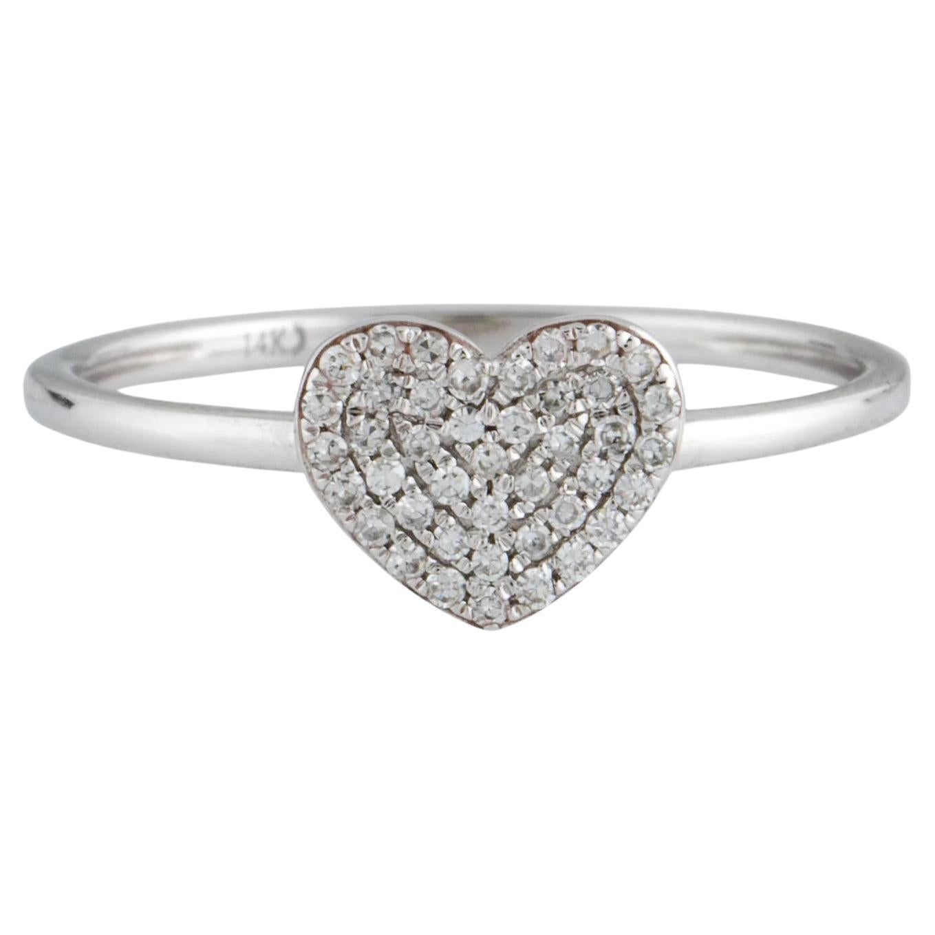 0.13 Carat Diamond Heart Cluster White Gold Fashion Ring For Sale