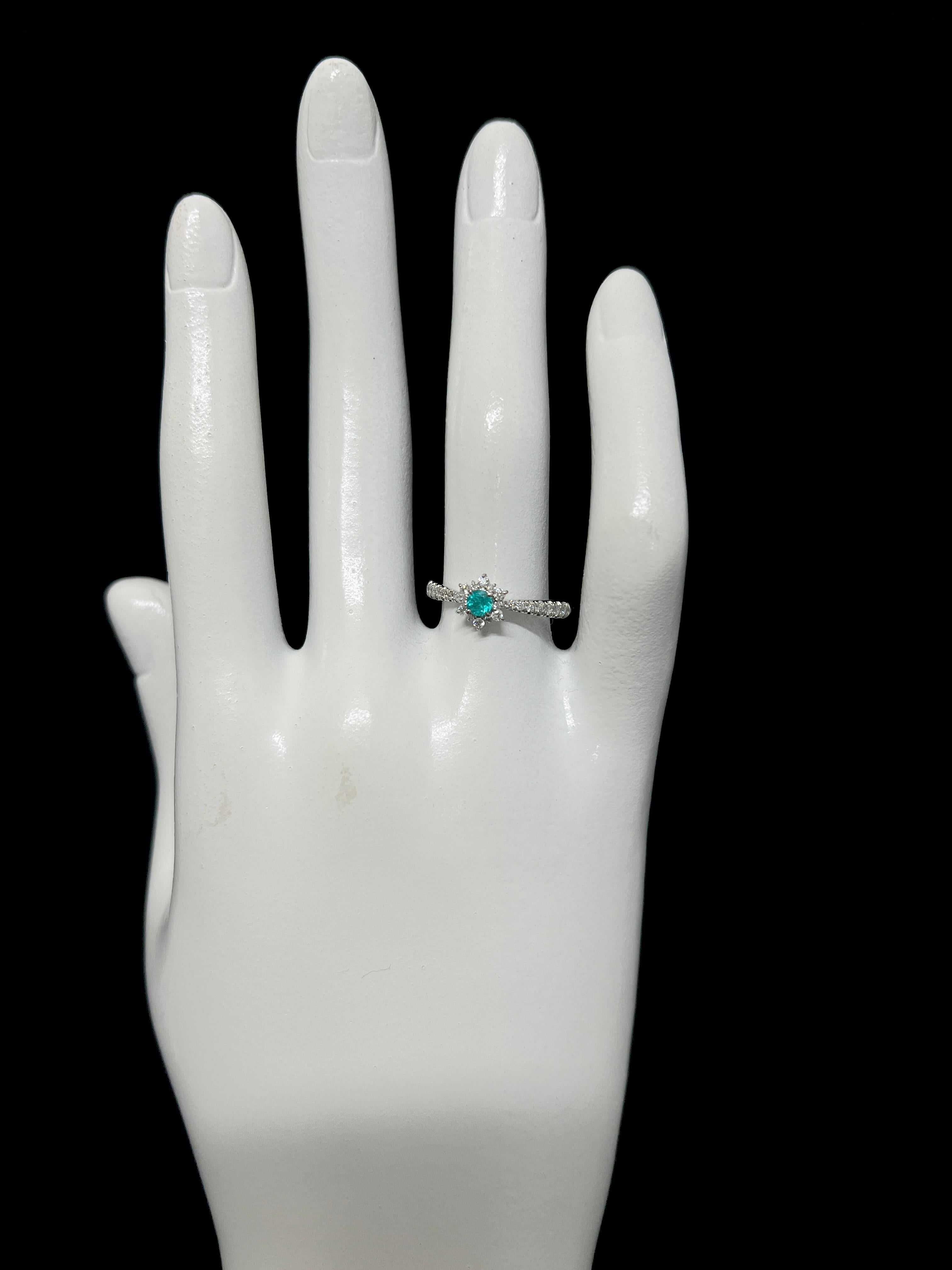 0.13 Carat Natural Brazilian Paraiba Tourmaline and Diamond Ring Set in Platinum For Sale 1