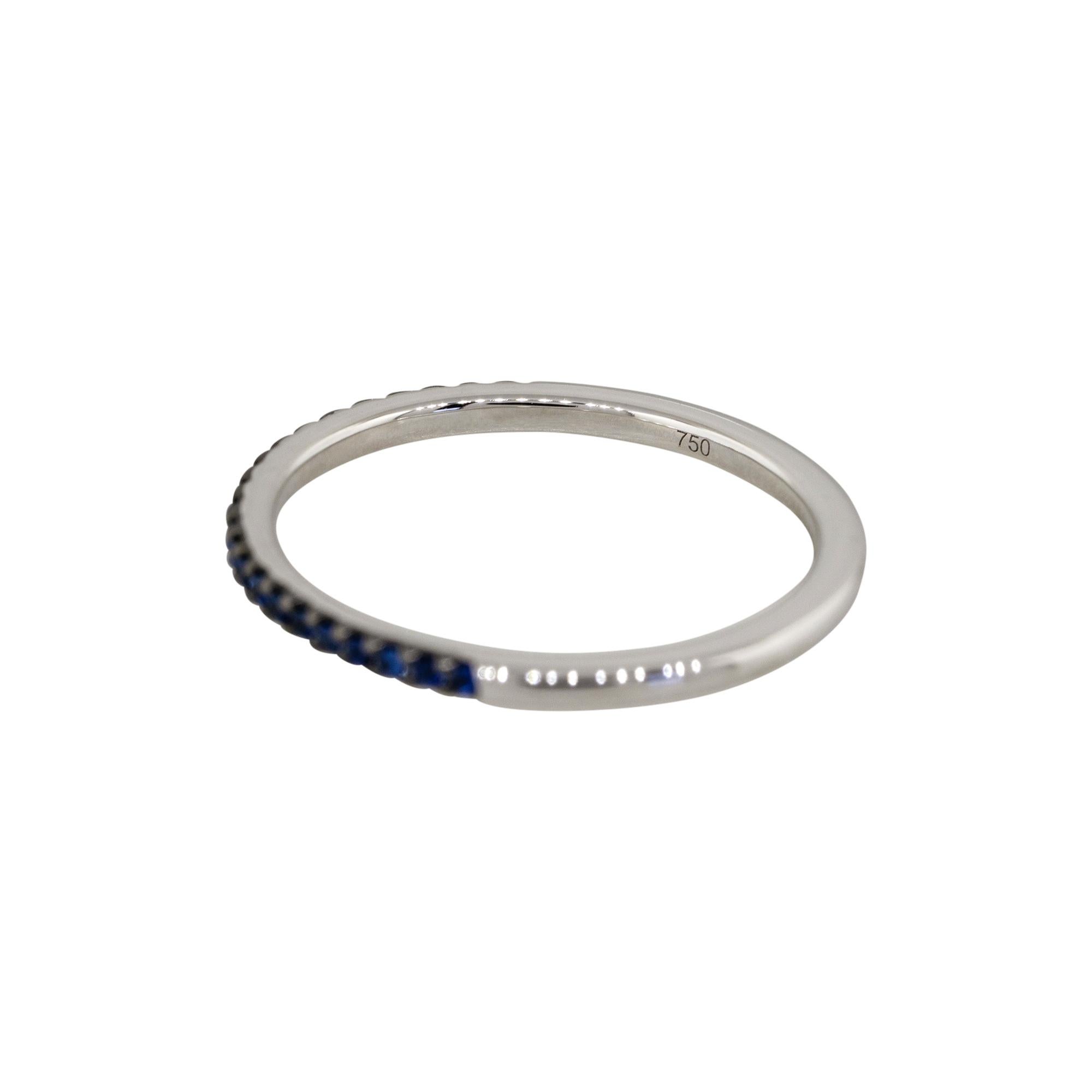 Round Cut 0.13 Carat Round Sapphire Halfway Ring 18 Karat in Stock For Sale
