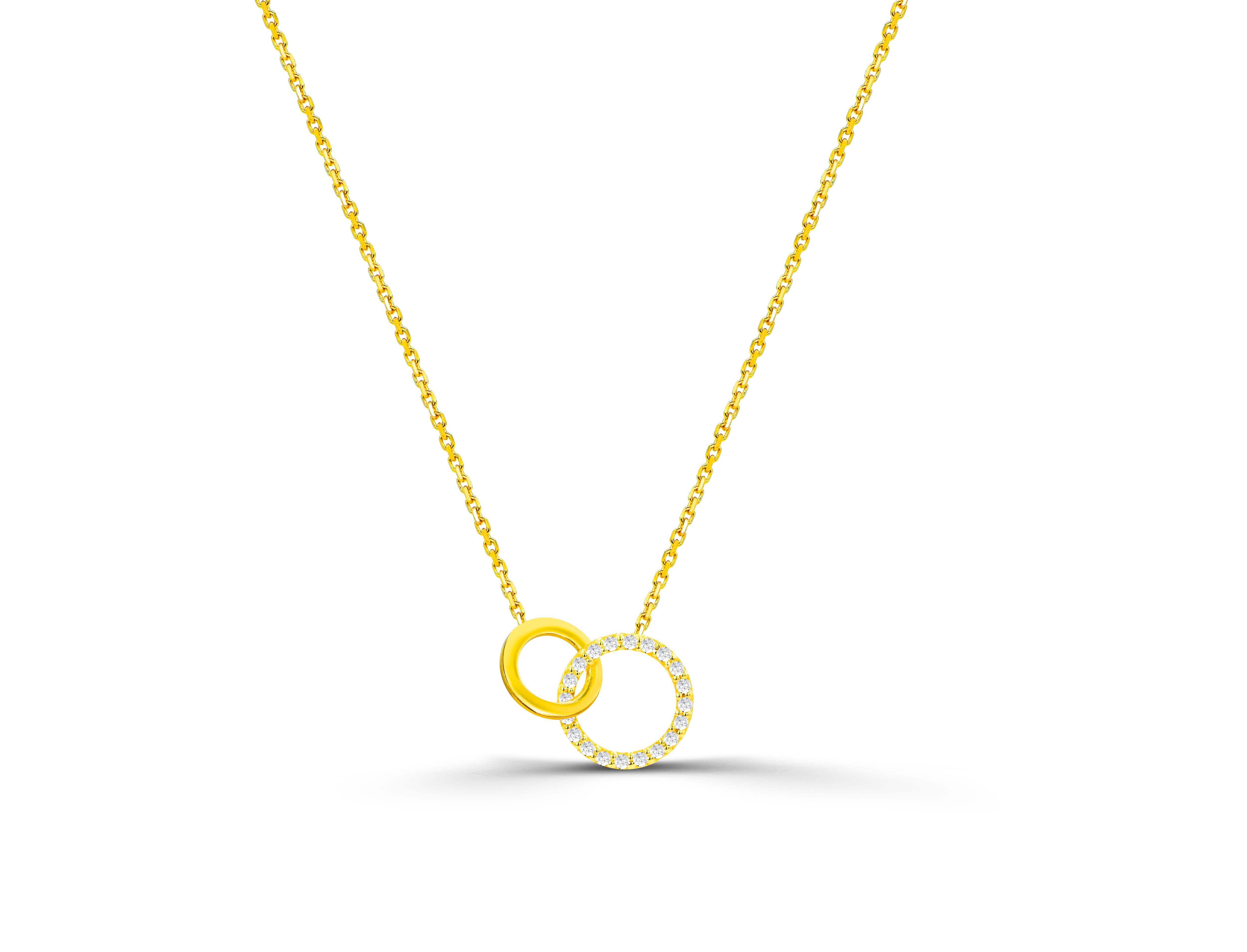 Modern 0.13 Ct Diamond Interlocking Rings Necklace in 14K Gold For Sale