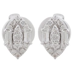 Clous d'oreilles en or blanc 10 carats avec diamants ronds taille baguette 0,13 carat SI/HI