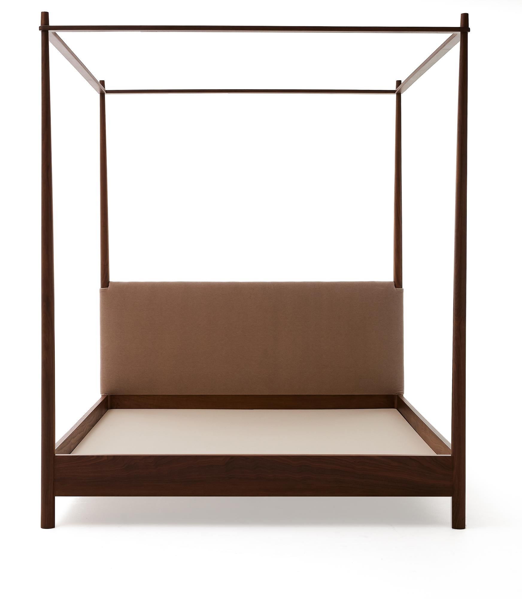 013 Monarch - King - Noyer - Mohair en vente 1