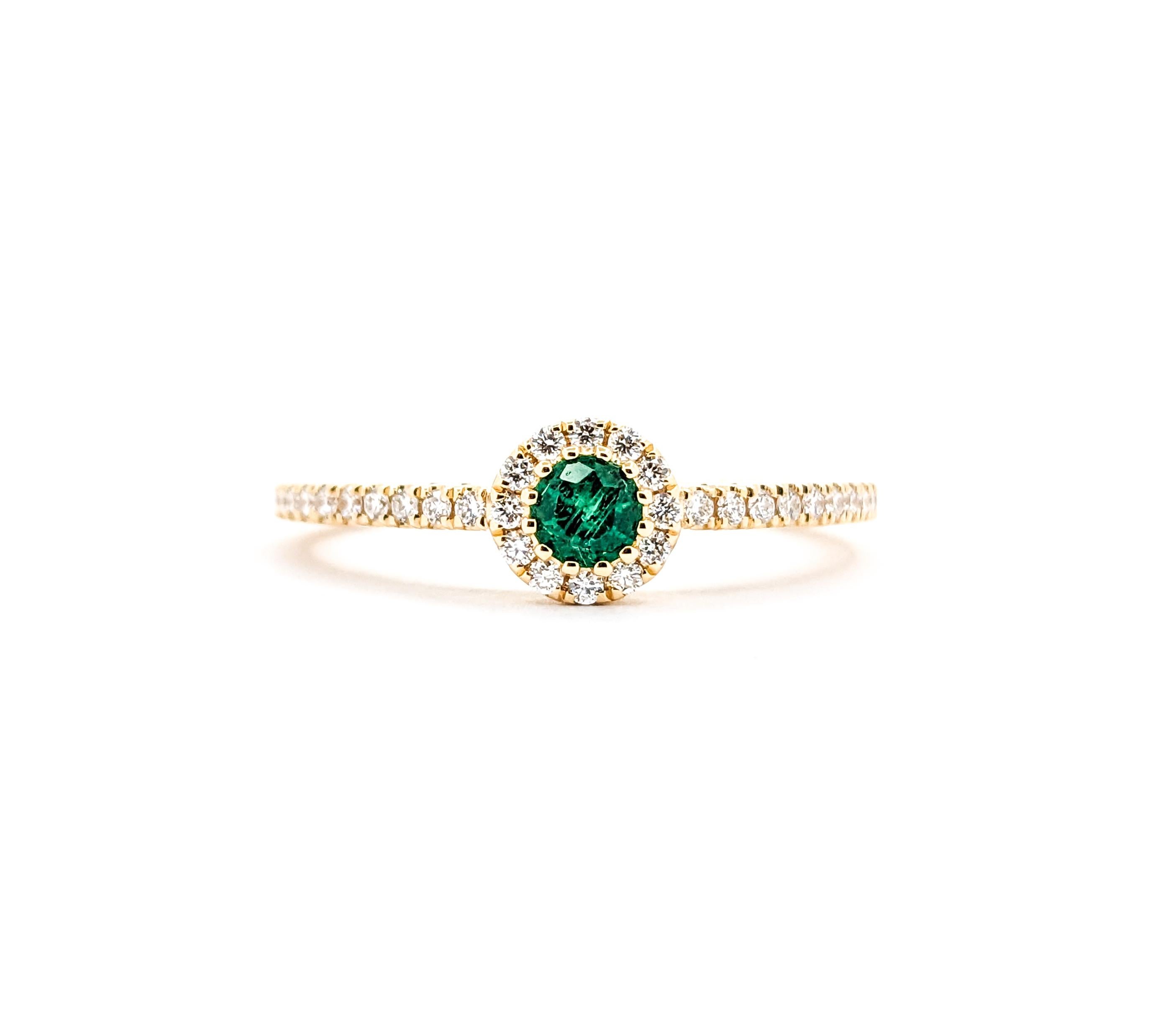 0.13ct green Emerald and Diamond Halo in 18k Yellow Gold For Sale 5