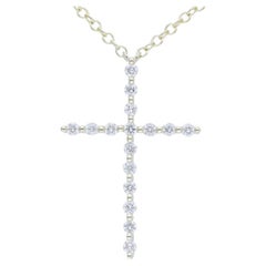 Collier croix en or jaune 18 carats et diamants 0,14 carat 