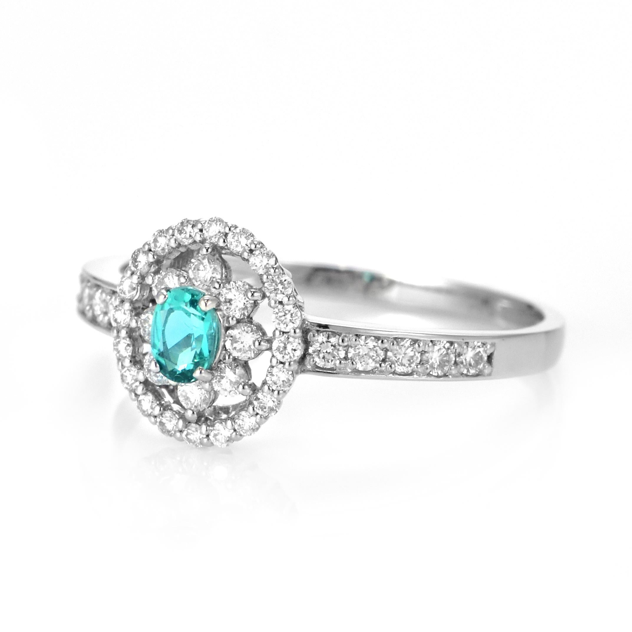 0.14 Carat Natural Brazilian Paraiba Tourmaline & Diamond Ring Made in Platinum For Sale 1