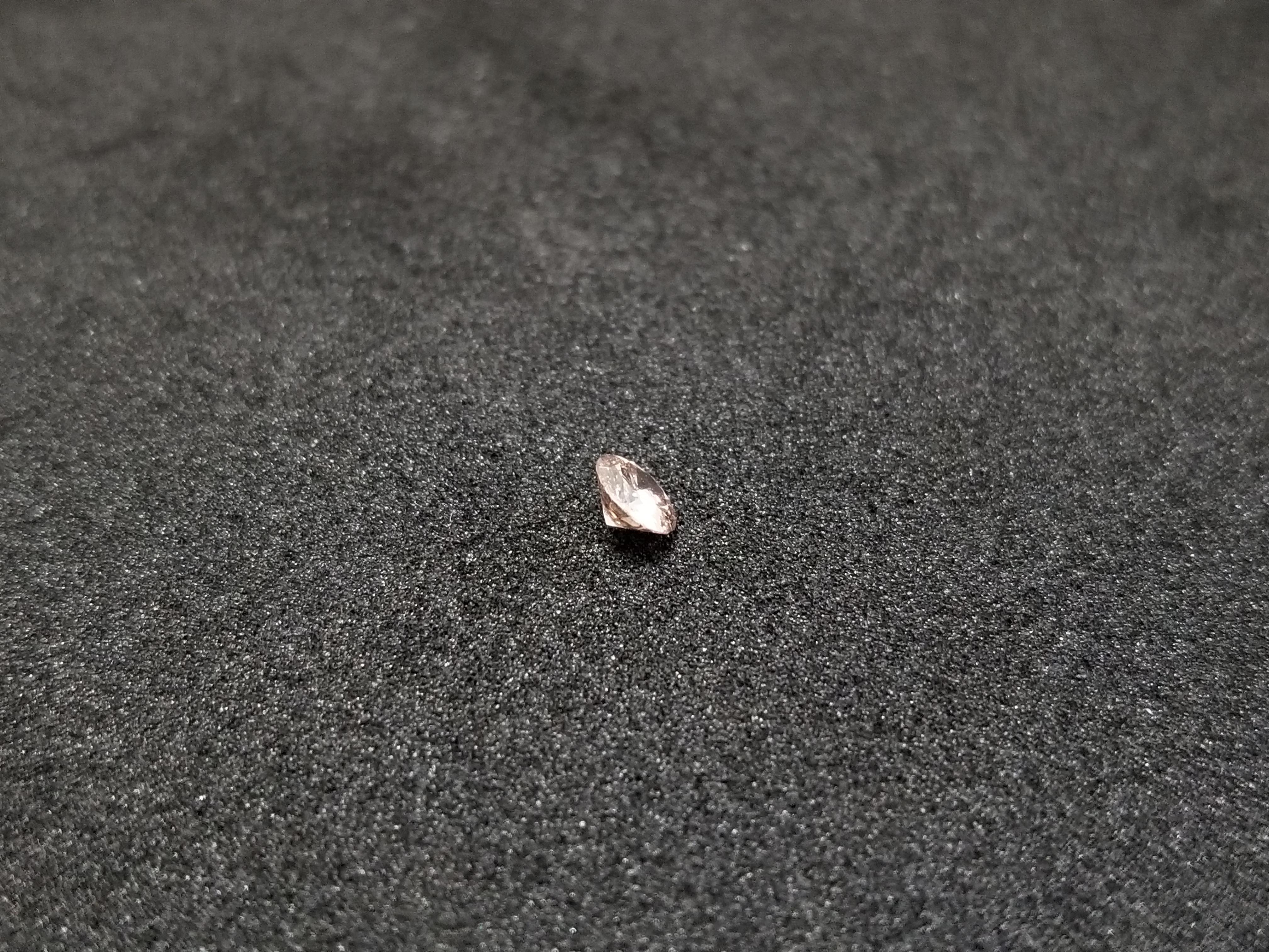 Round Cut HOLIDAY SALE 0.14 Carat Natural Fancy Pink Brown Round Shape Loose Diamond For Sale