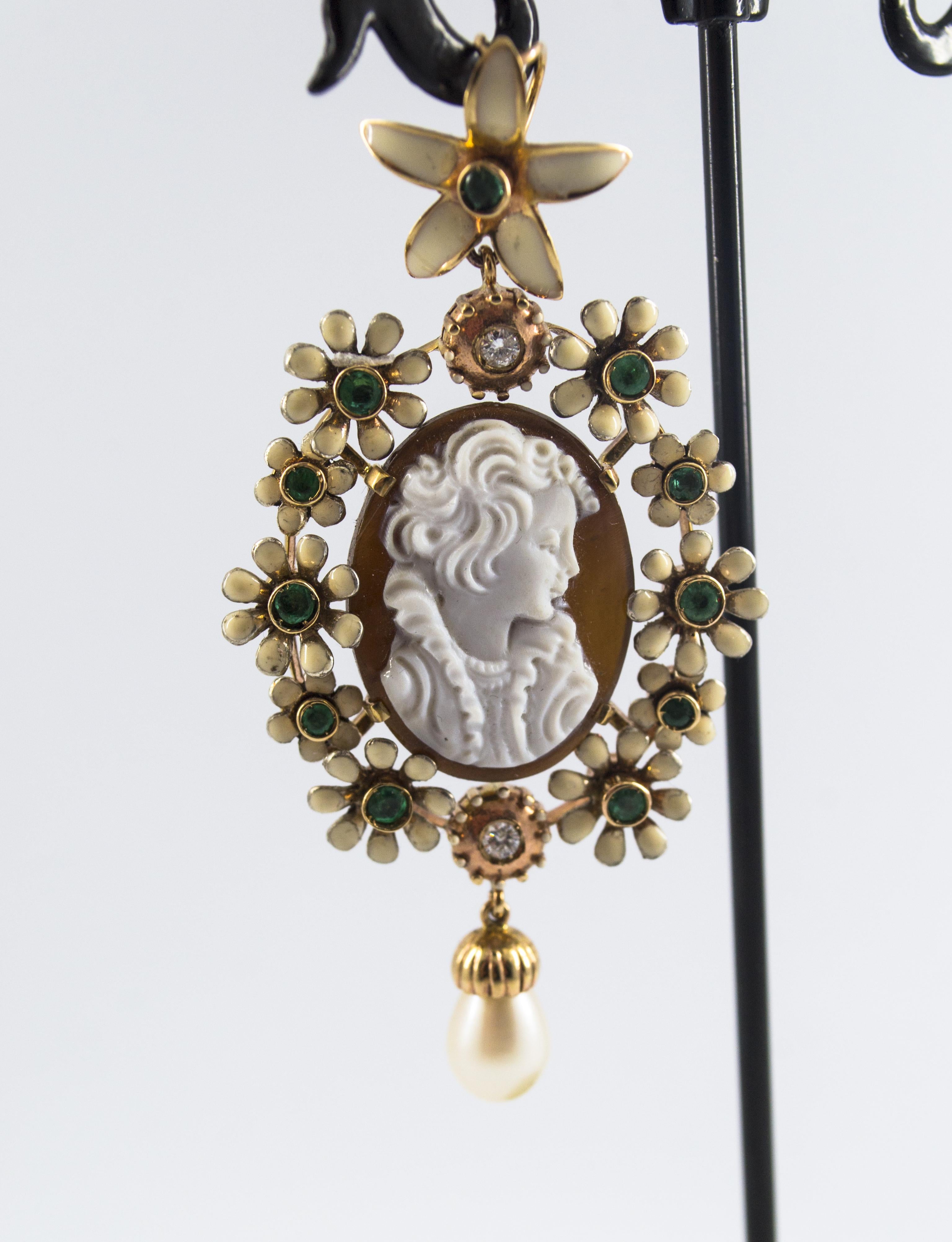 0.14 Carat White Diamonds 0.70 Carat Emerald Pearl Enamel Shell Cameo Pendant In New Condition For Sale In Naples, IT