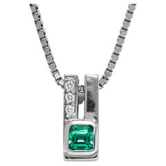 0.14 Ct Natural Emerald and 0.02 Ct Natural Diamonds Pendant