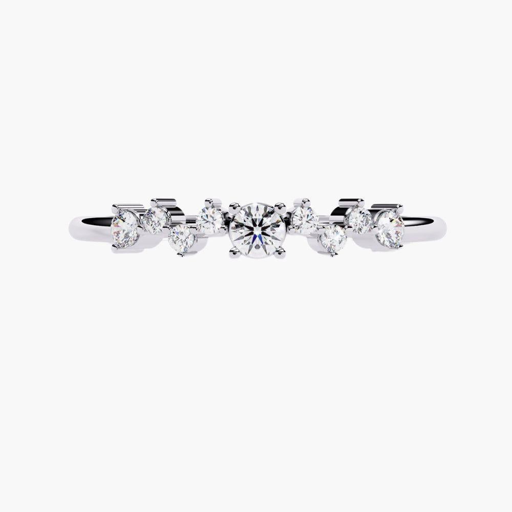 Détails du produit
Type de métal : Or 14k
Type de diamant : Diamant naturel
Poids total en carats (ctw) : 0.14 Ctw 
Nombre total de pierres : 9 pièces
Taille du diamant central : Rond
Couleur du diamant : presque incolore
Clarté du diamant :