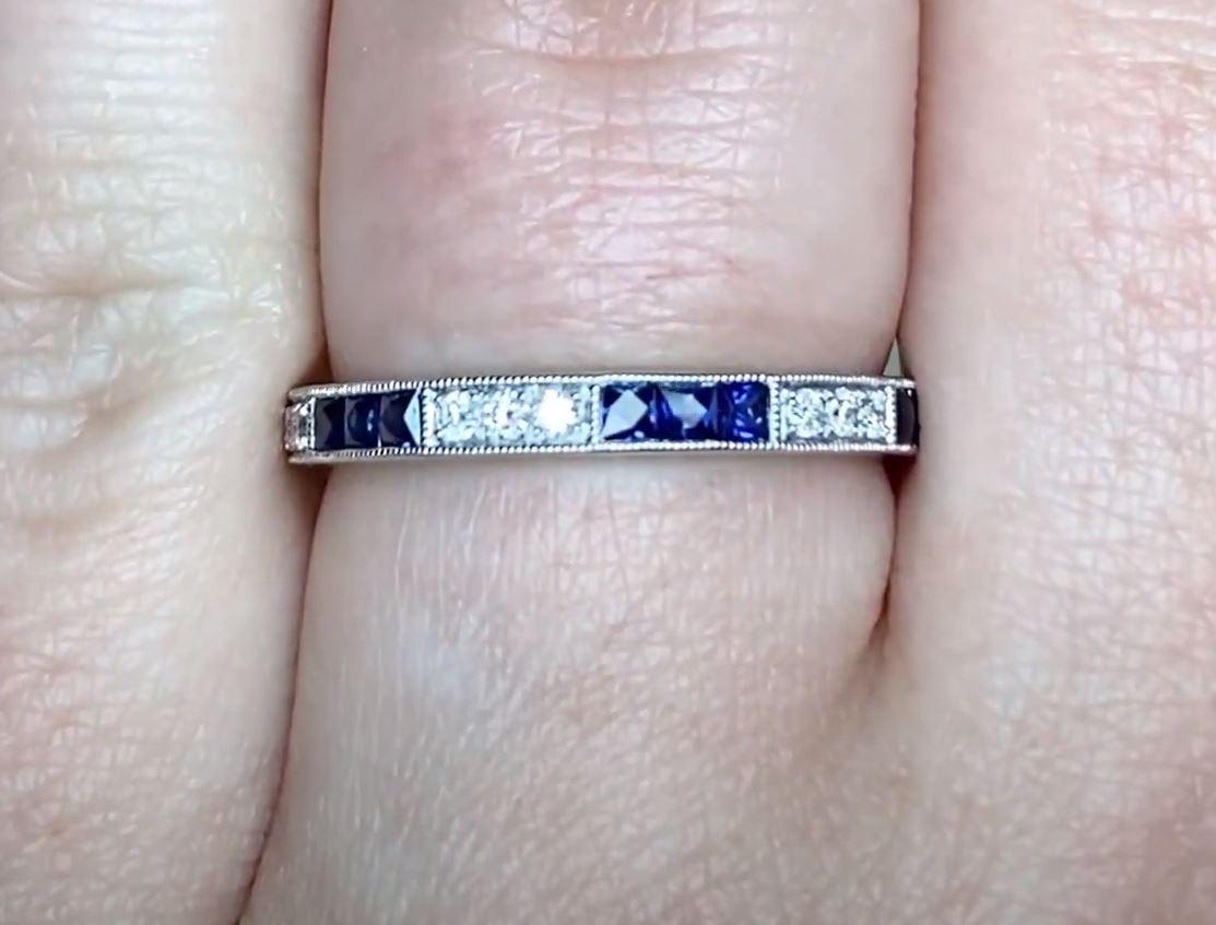 Round Cut 0.14ct Diamond & 0.34ct Natural Blue Sapphire Band Ring, Platinum For Sale