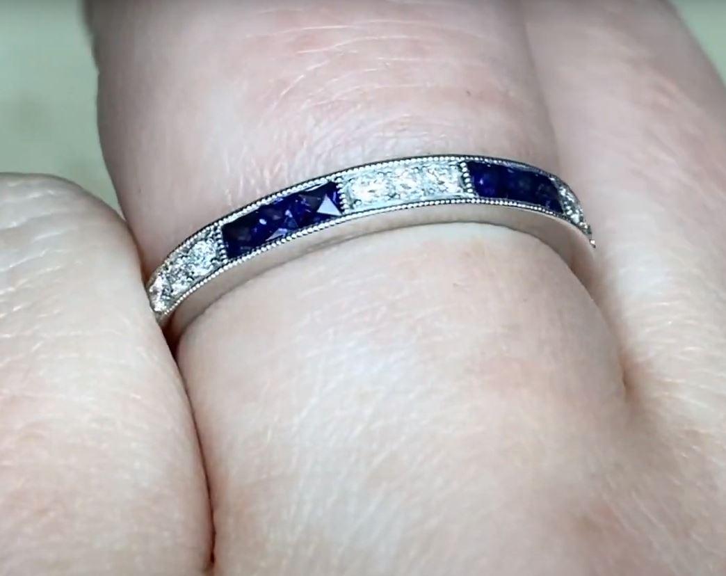 0.14ct Diamond & 0.34ct Natural Blue Sapphire Band Ring, Platinum In Excellent Condition For Sale In New York, NY