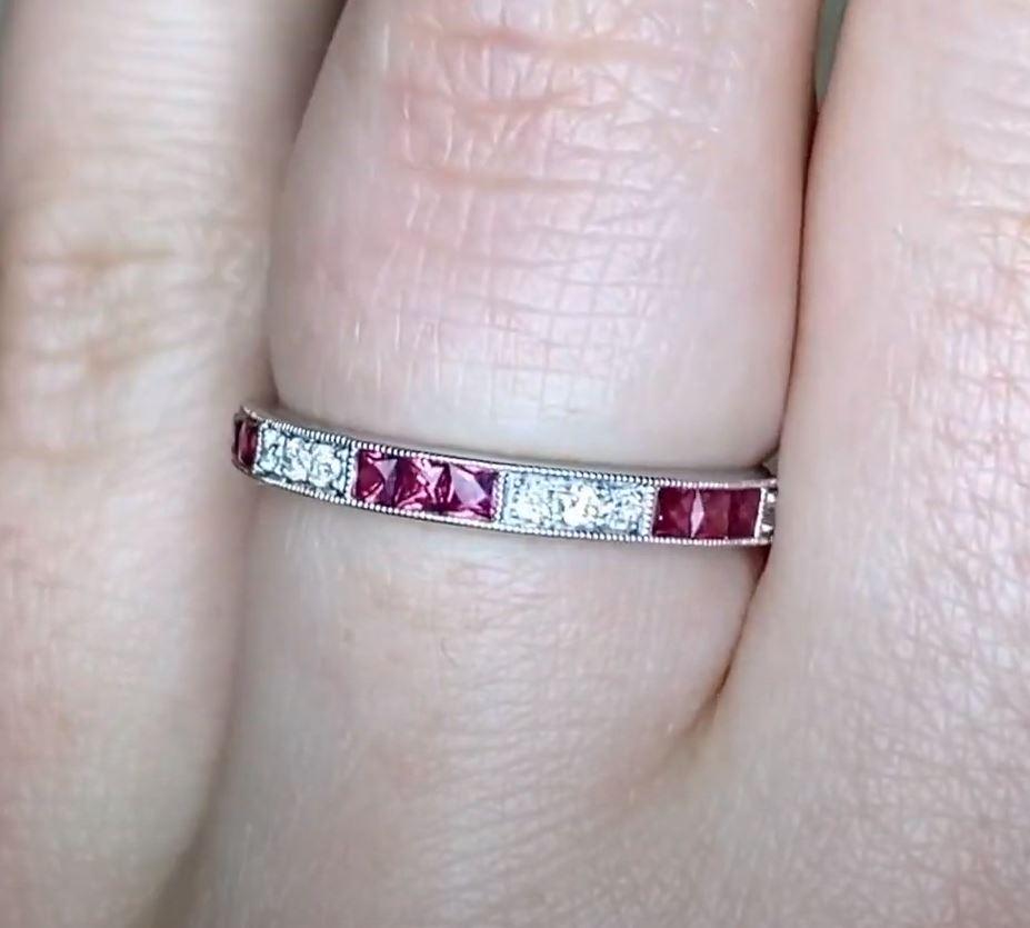 0.14ct Round Brilliant Cut Diamond & 0.41ct French Cut Ruby Band Ring, Platinum In Excellent Condition For Sale In New York, NY