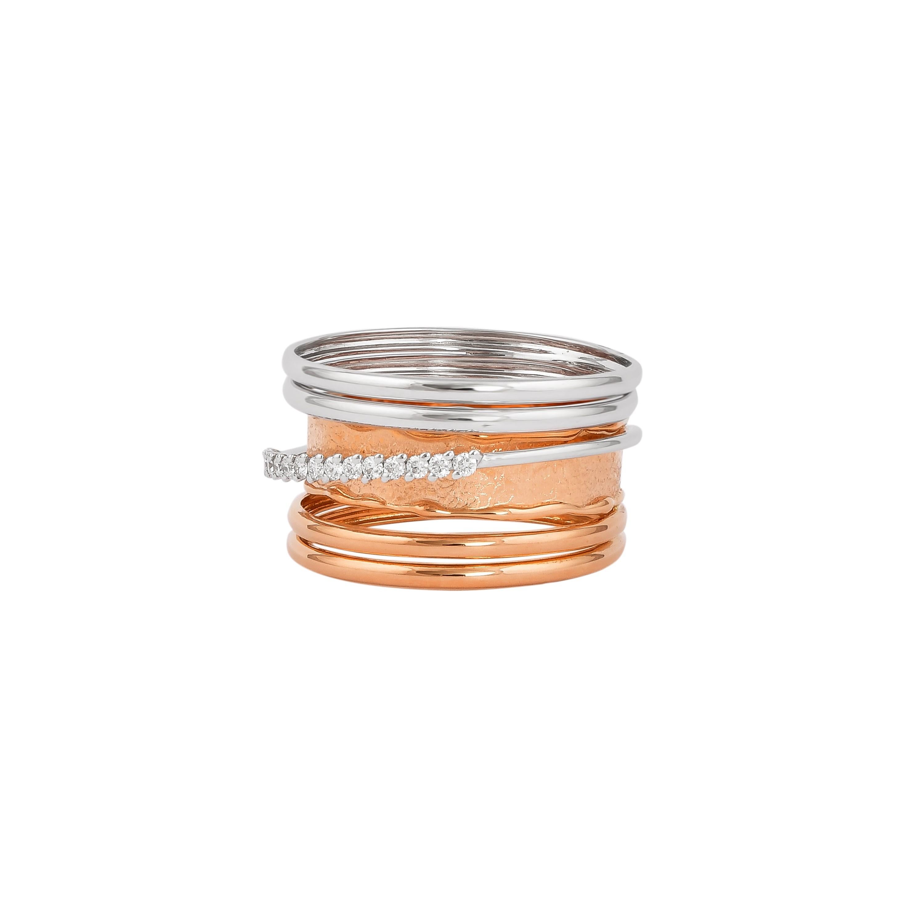 Contemporary 0.15 Carat Diamond Ring in 18 Karat White & Rose Gold For Sale