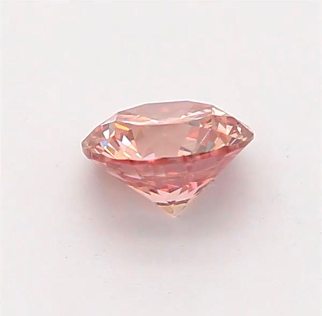 0.15 Carat Fancy Orangy Pink Round Shaped Diamond SI2 Clarity CGL Certified In New Condition For Sale In Kowloon, HK