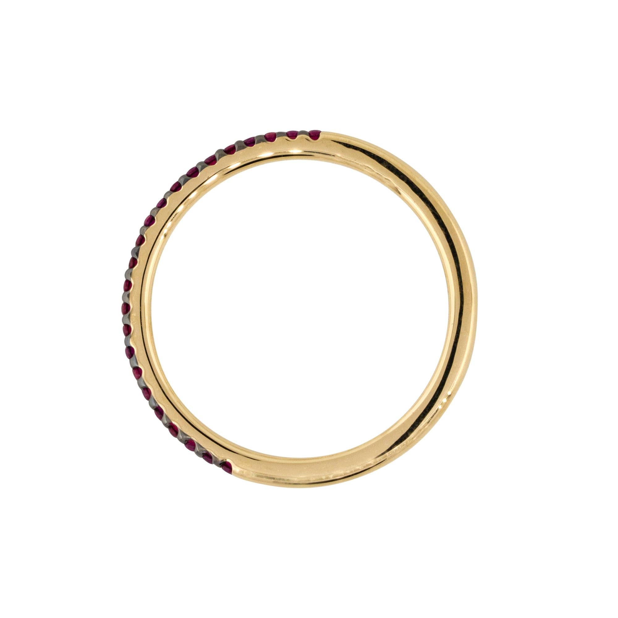 Round Cut 0.15 Carat Round Ruby Halfway Ring 18 Karat in Stock For Sale