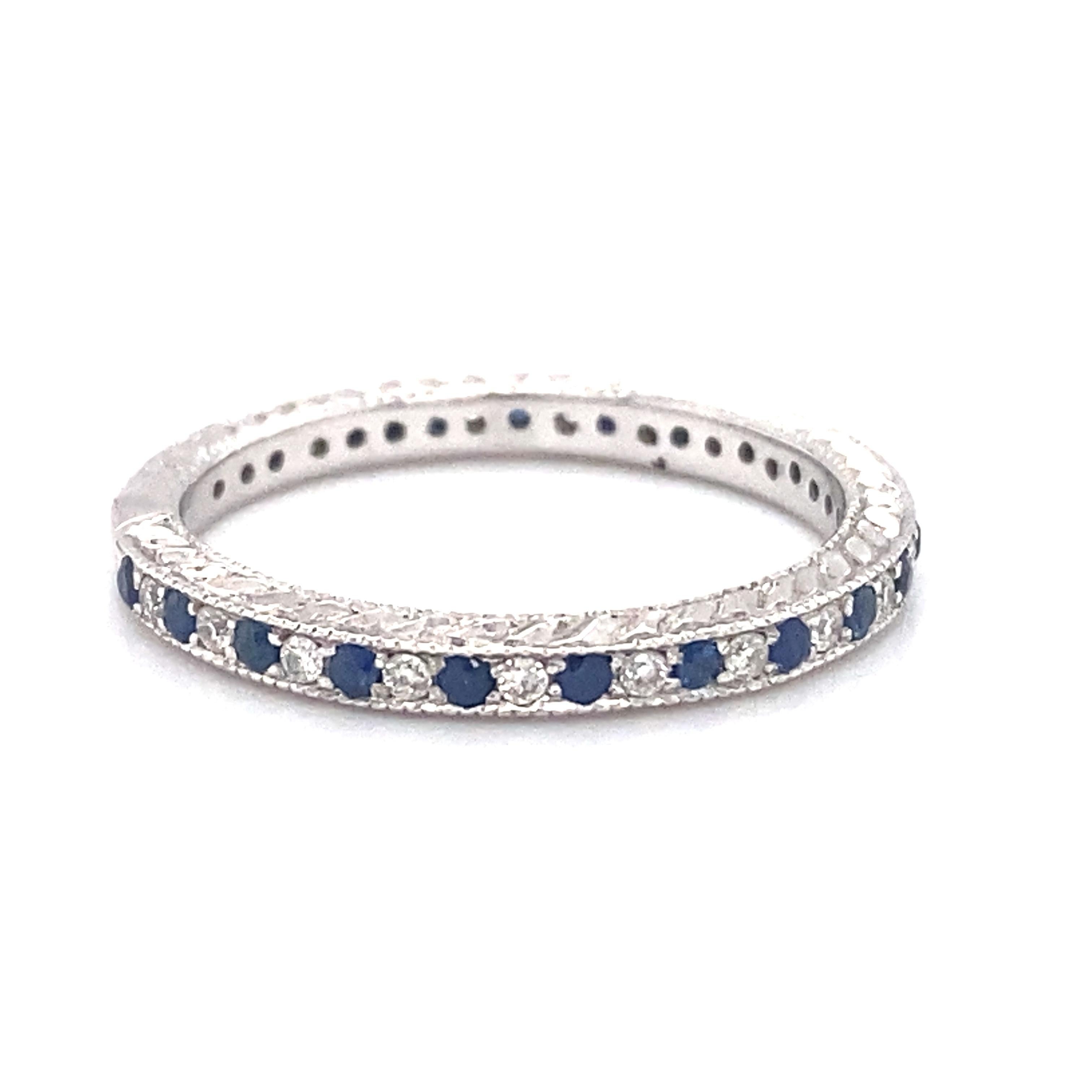 0.15 Carat Sapphire and Diamond Eternity Band in 18 Karat Gold For Sale 1