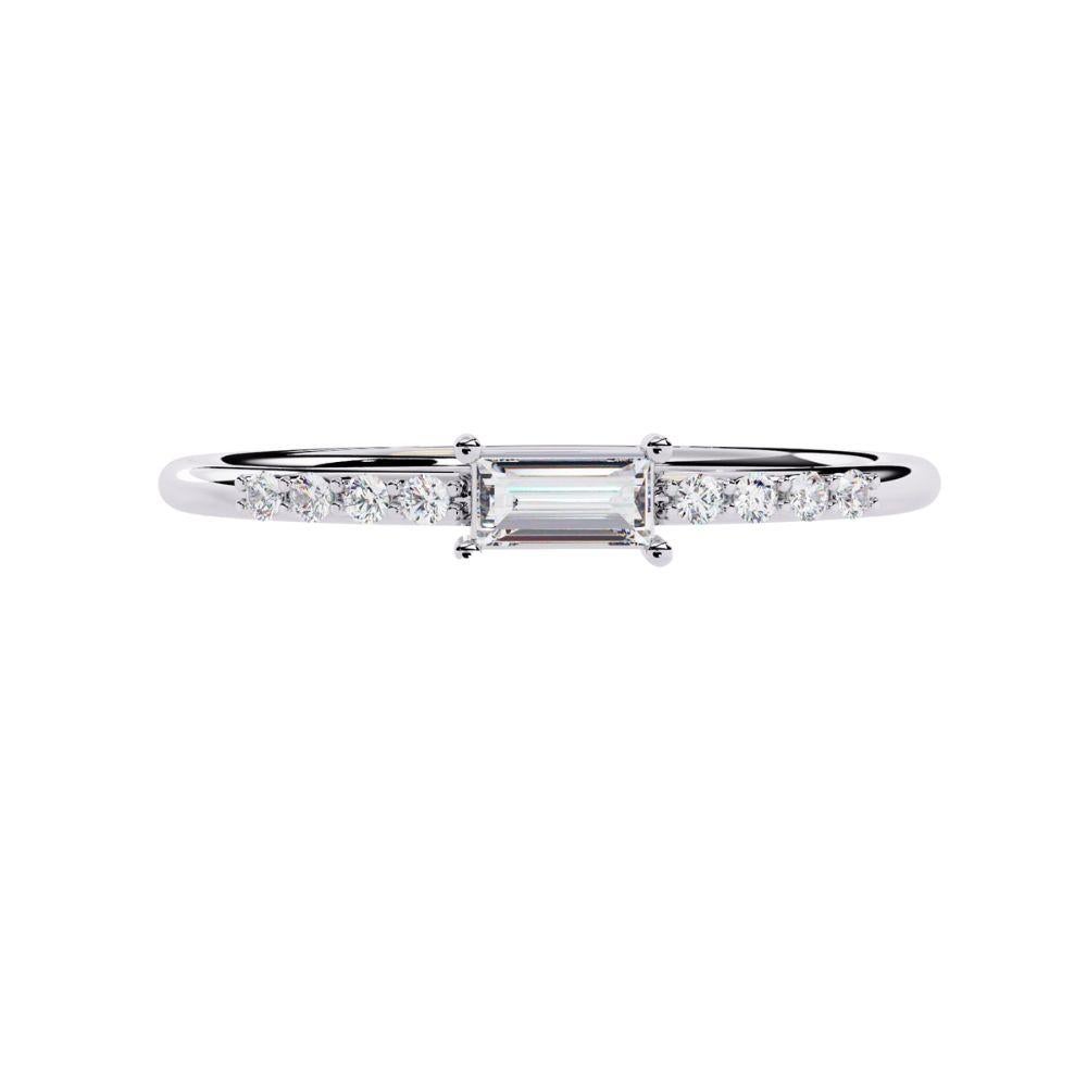 Details zum Produkt
Metall Typ: 14k Gold
Diamant-Typ: Natürlicher Diamant
Karat Gesamtgewicht (ctw): 0.15 Ctw 
Gesamtzahl der Steine: 9 Stück
Diamant-Schliff: Baguette, Rund
Farbe des Diamanten: Fast farblos
Diamant Reinheit: SI+ 
Fassung Typ:
