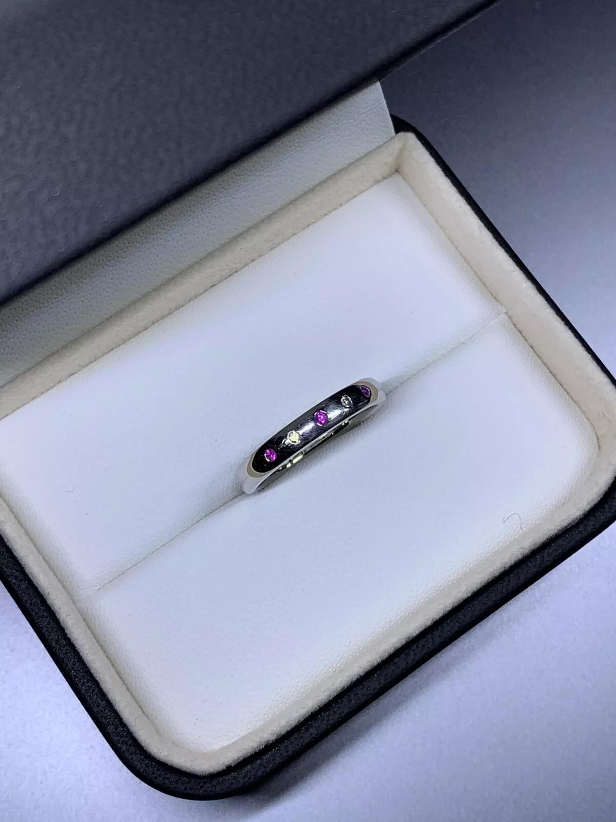 Bague de fiançailles solitaire d'éternité en or blanc 18 carats avec saphir et diamant 0,15 carat en vente 1