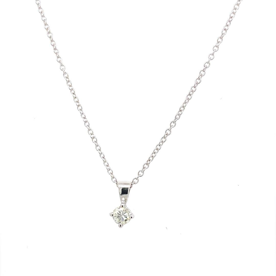 Pendentif solitaire sur cha�îne en or blanc 9 carats avec diamant taille victorienne 0,15 carat J/K Neuf - En vente à London, GB