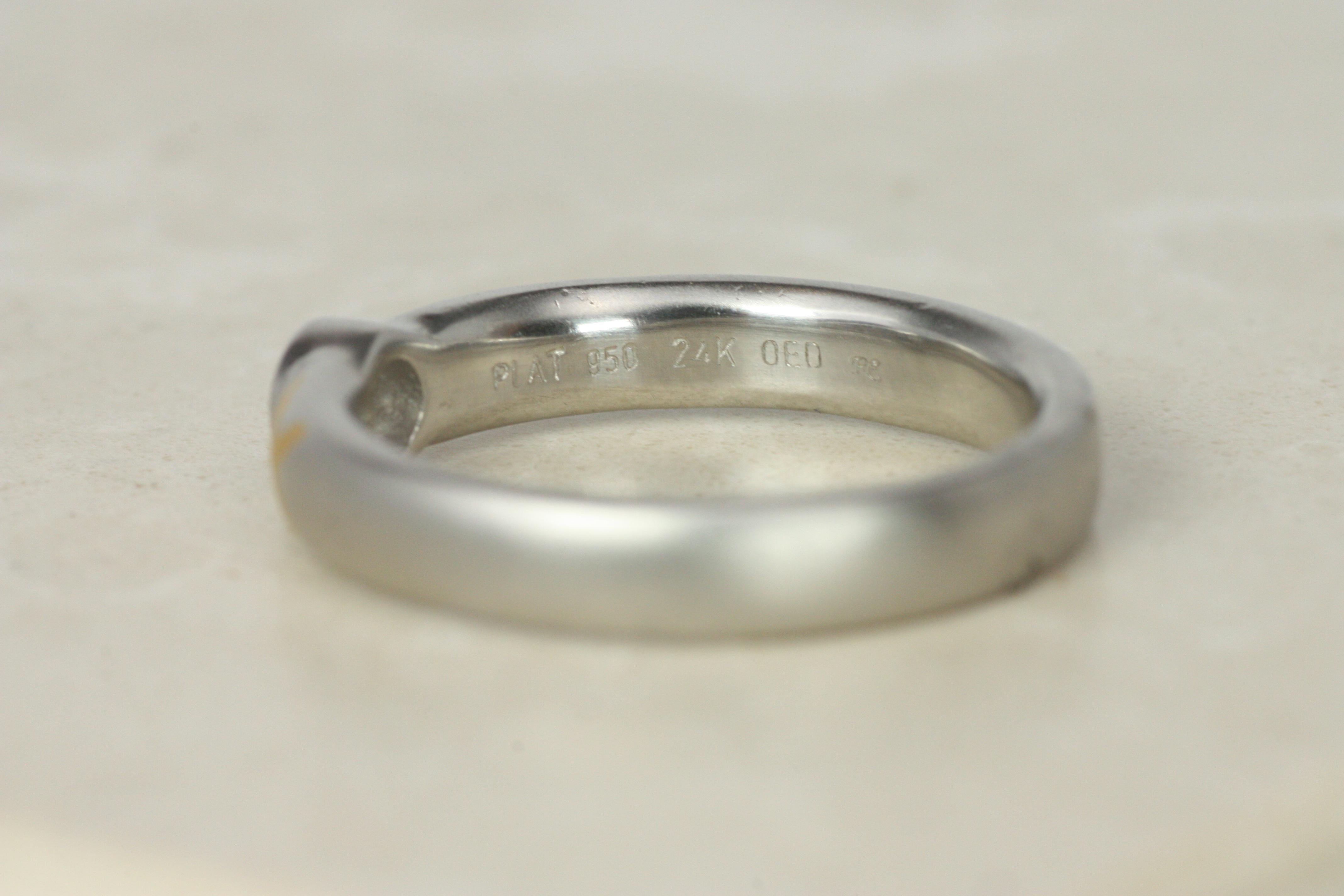 0,15ct Runder Diamant Solitär Band Ring Platin 24K Gelbgold 