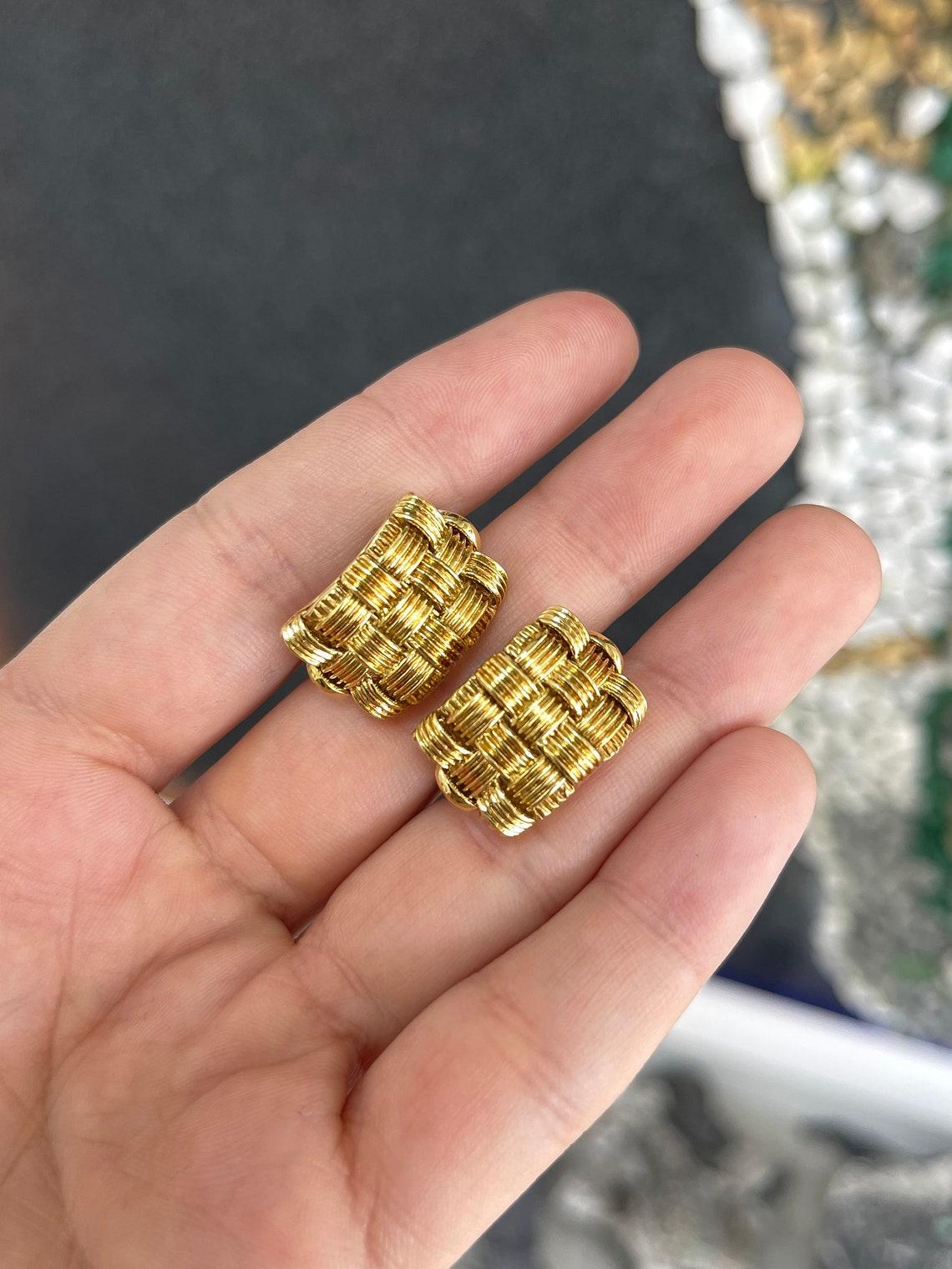 Modern 0.15tcw 18K Yellow Gold Hidden Ruby Earrings Woven Checkered Omega Back For Sale