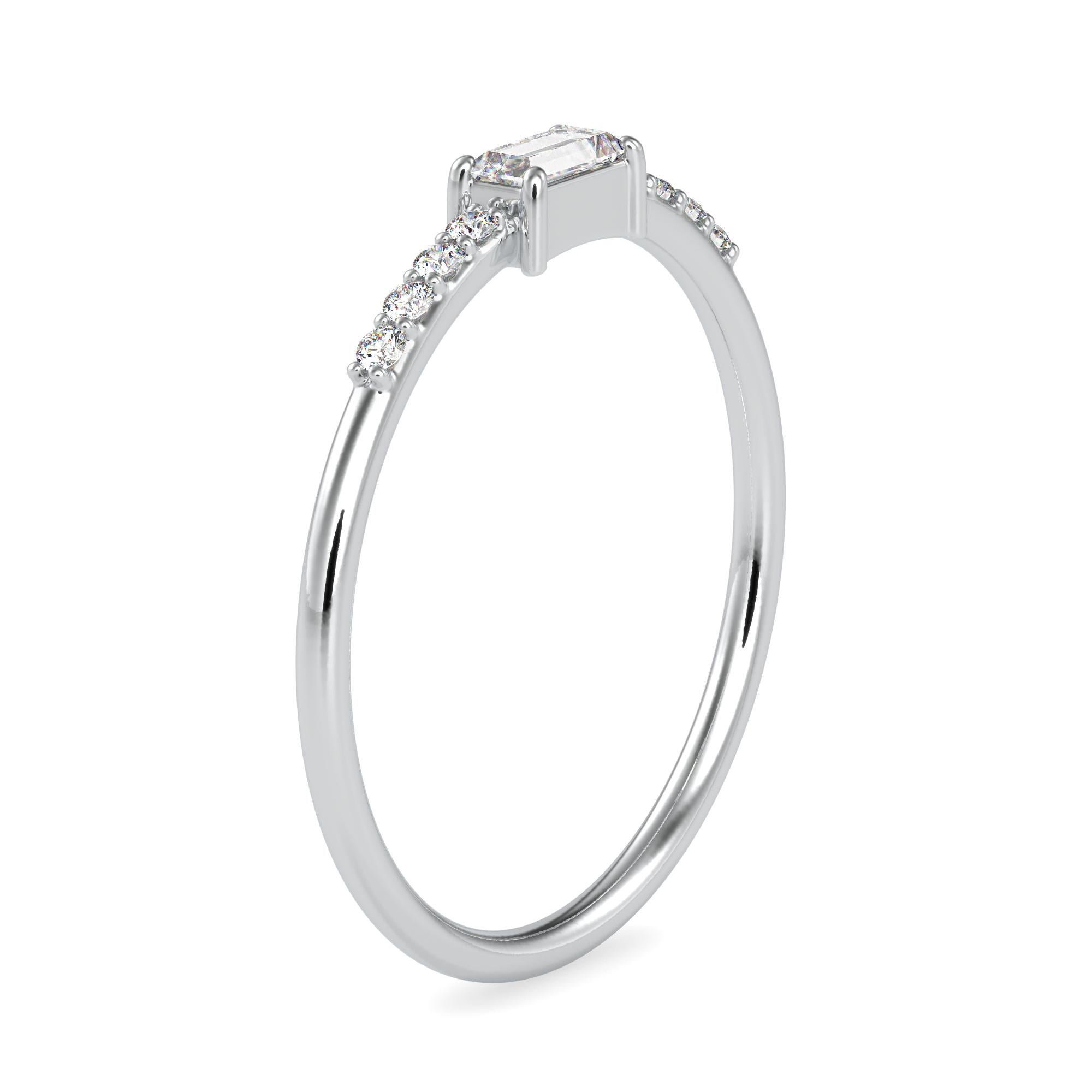 Emerald Cut 0.16 Carat Diamond 14K White Gold Ring For Sale