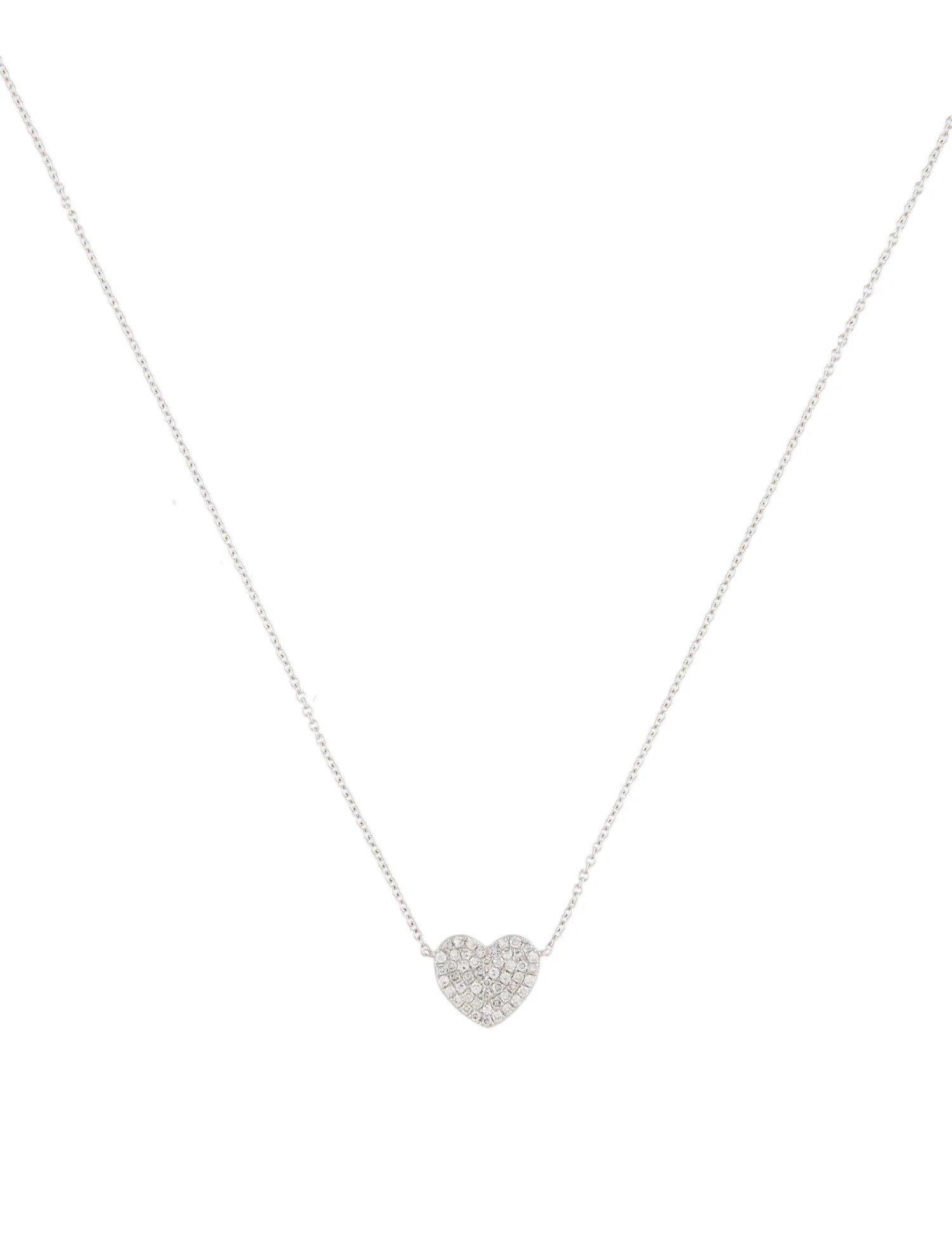 0.16 Carat Diamond Heart White Gold Pendant In New Condition For Sale In Great Neck, NY