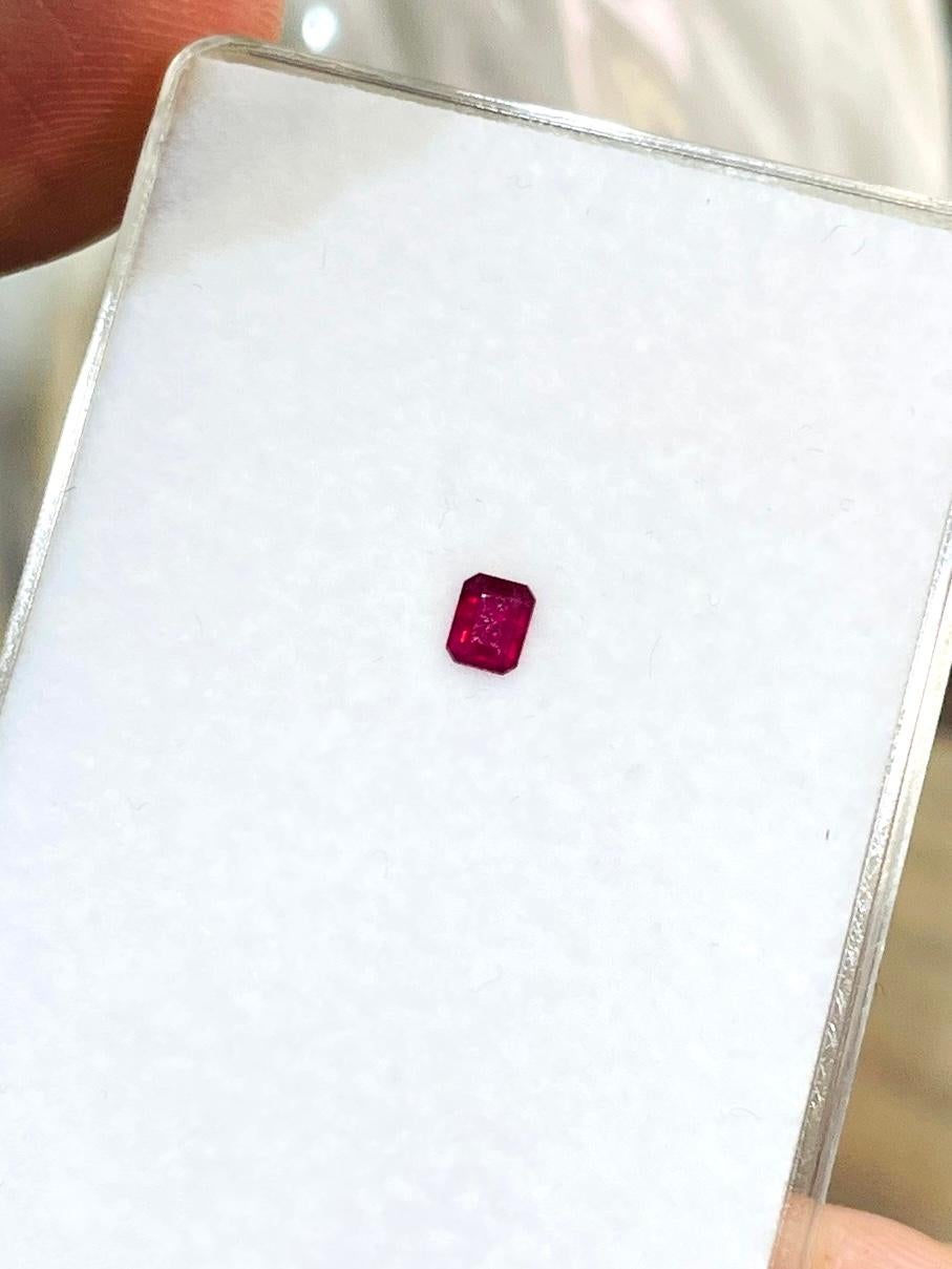 0,16ct Certificato Guild Raro berillo rosso smeraldo naturale in vendita 2