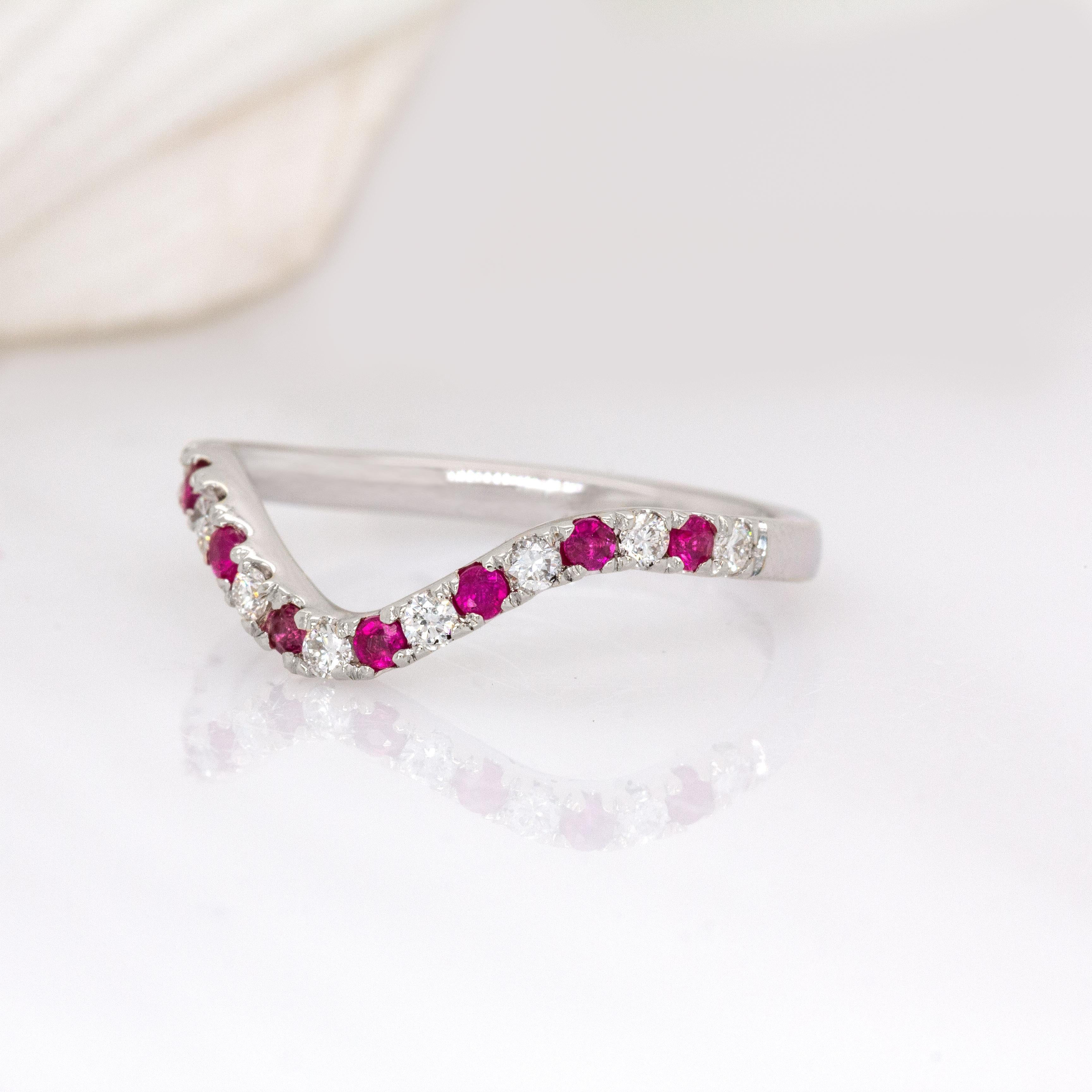 0.16cts Ruby W Natural Diamond Stackable Band : 14k Solid White Gold (or blanc massif)  1.6mm Neuf - En vente à Columbus, OH