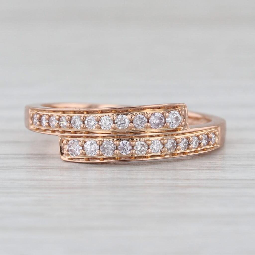 0.16ctw Diamond Bypass Ring 18k Rose Gold Size 7.25 Stackable Bon état - En vente à McLeansville, NC
