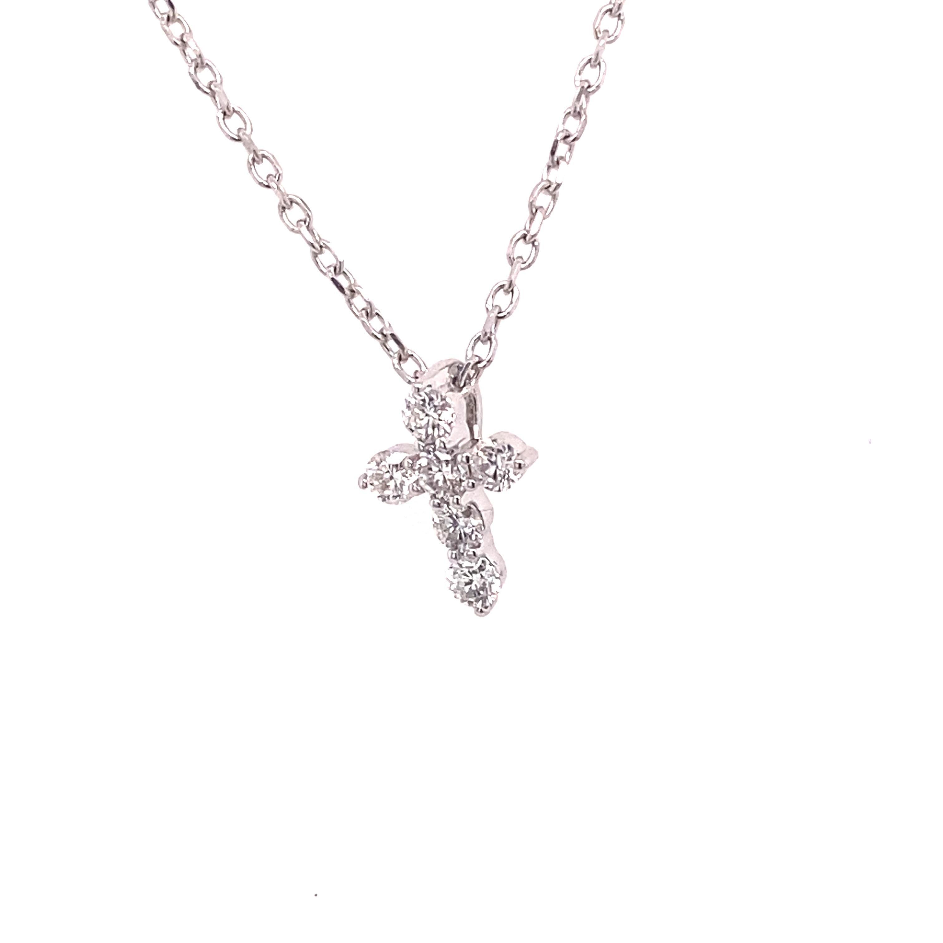 Round Cut 0.16ctw Diamond Cross Pendant Necklace, 14k White Gold For Sale