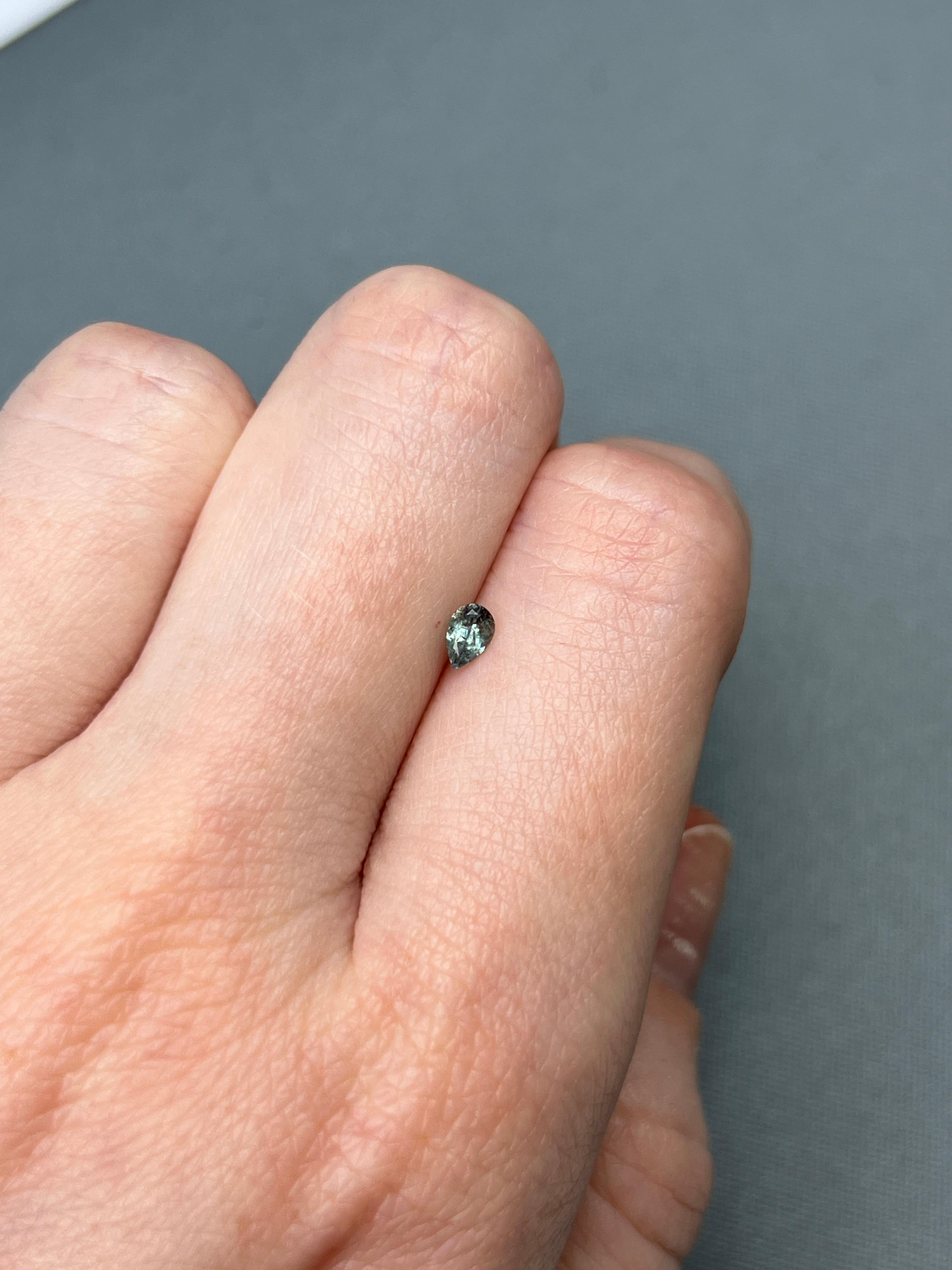 Modern 0.17 Carat Natural Color Change Russian Alexandrite Loose Gemstone