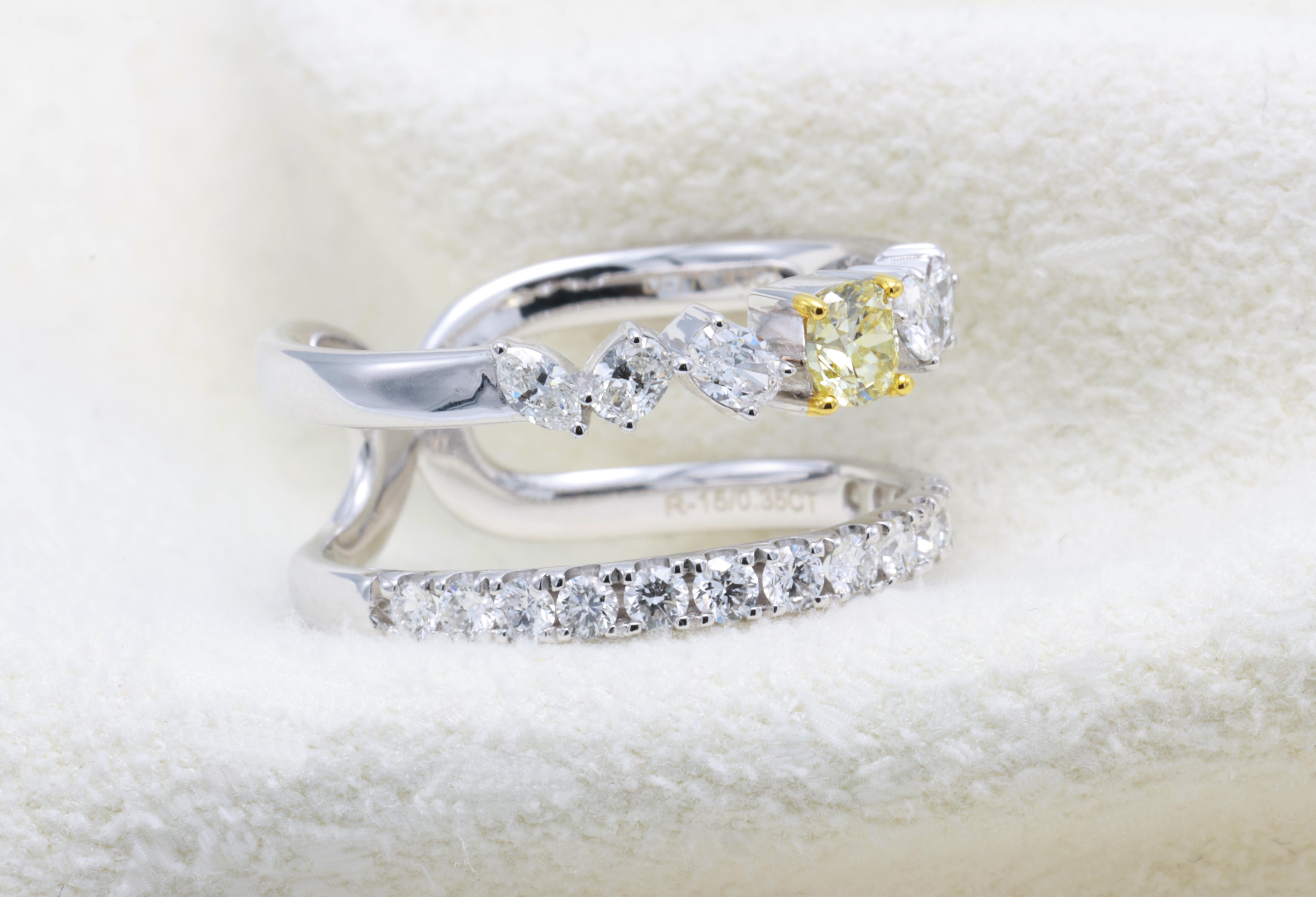 Femenino o masculino 0,17 quilates Anillo de Diamante Amarillo Claro Natural Fancy en venta