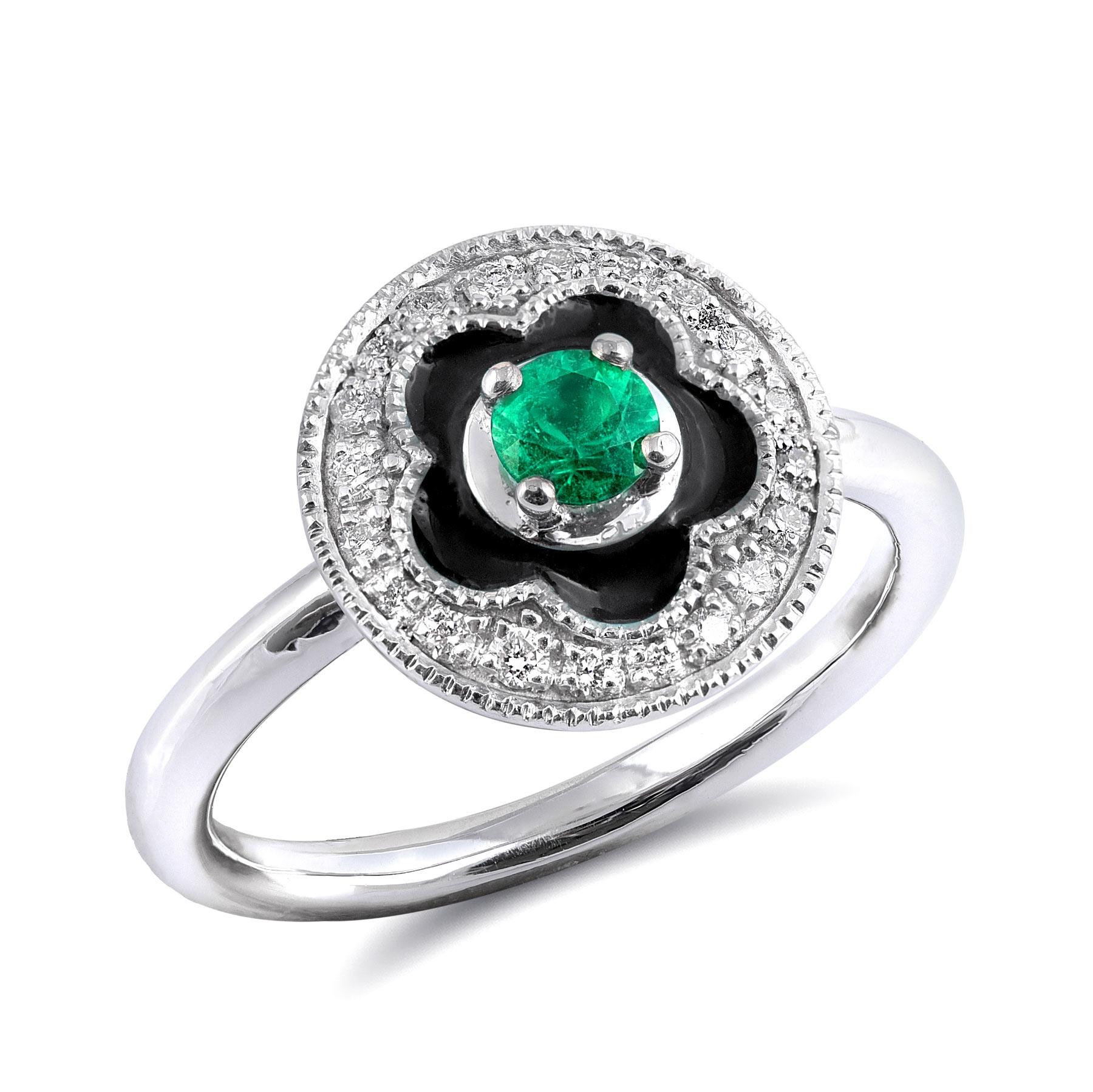 0.17 Carats Emerald Diamonds set with black enamel in 14K White Gold Ring In New Condition For Sale In Los Angeles, CA