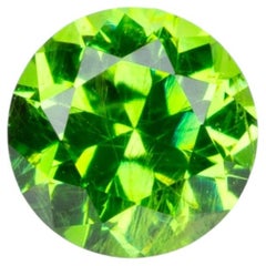 0,17 ct, Lebendig grüner facettierter russischer Demantoid-Granat
