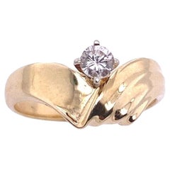 0.17ct Round Brilliant Cut Diamond Ladies Dress Ring in 9ct Yellow Gold