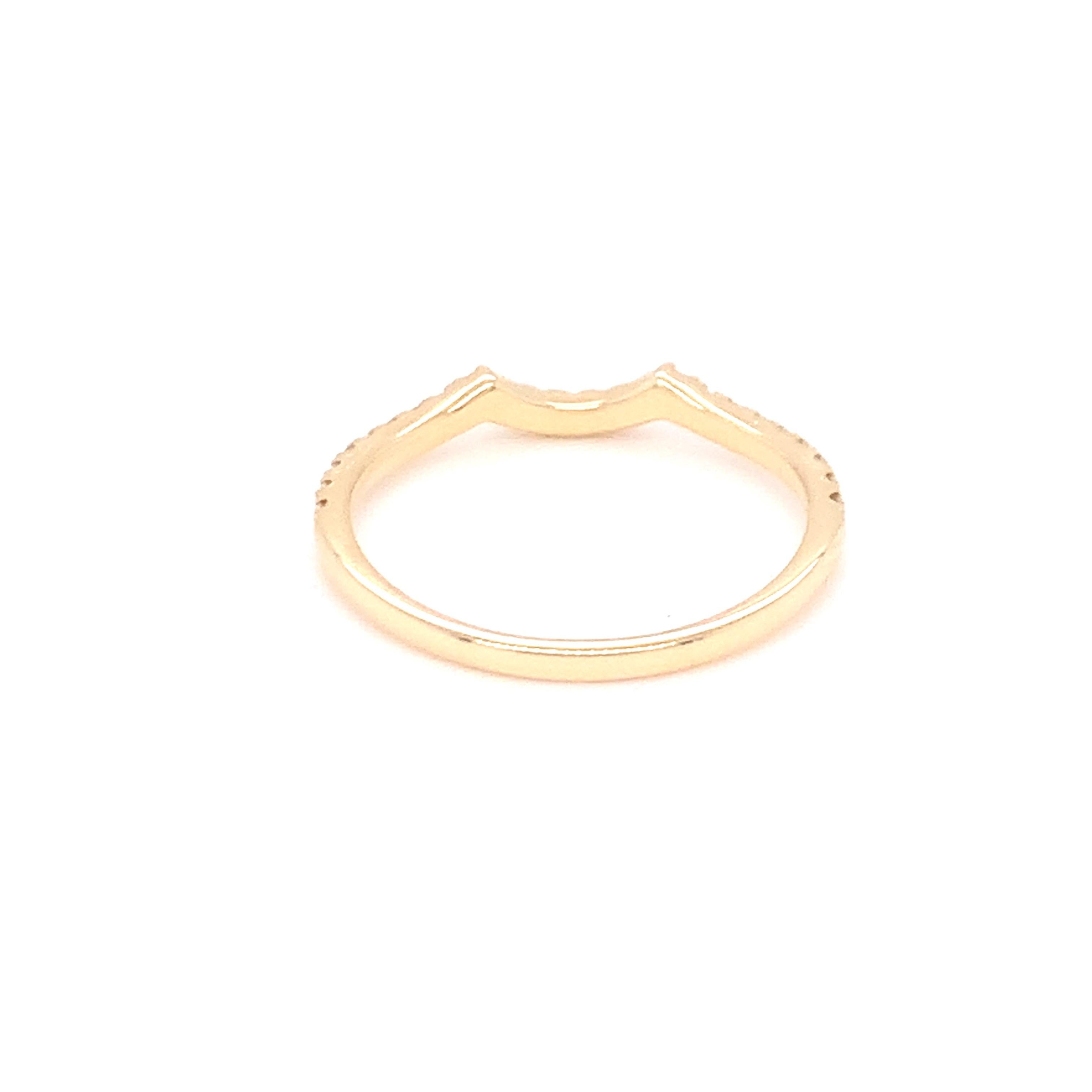0.18 Carat Yellow & White Diamond Band in 14k Yellow Gold For Sale 1